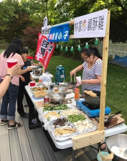 Princeton Chinese Language School hosts Taiwan Night Market Event to promote all kinds of classic Taiwanese street food and traditional cuisine.普林斯頓中文學校辦理臺灣夜市活動，讓大家認識各種臺灣的經典小吃及料理。 