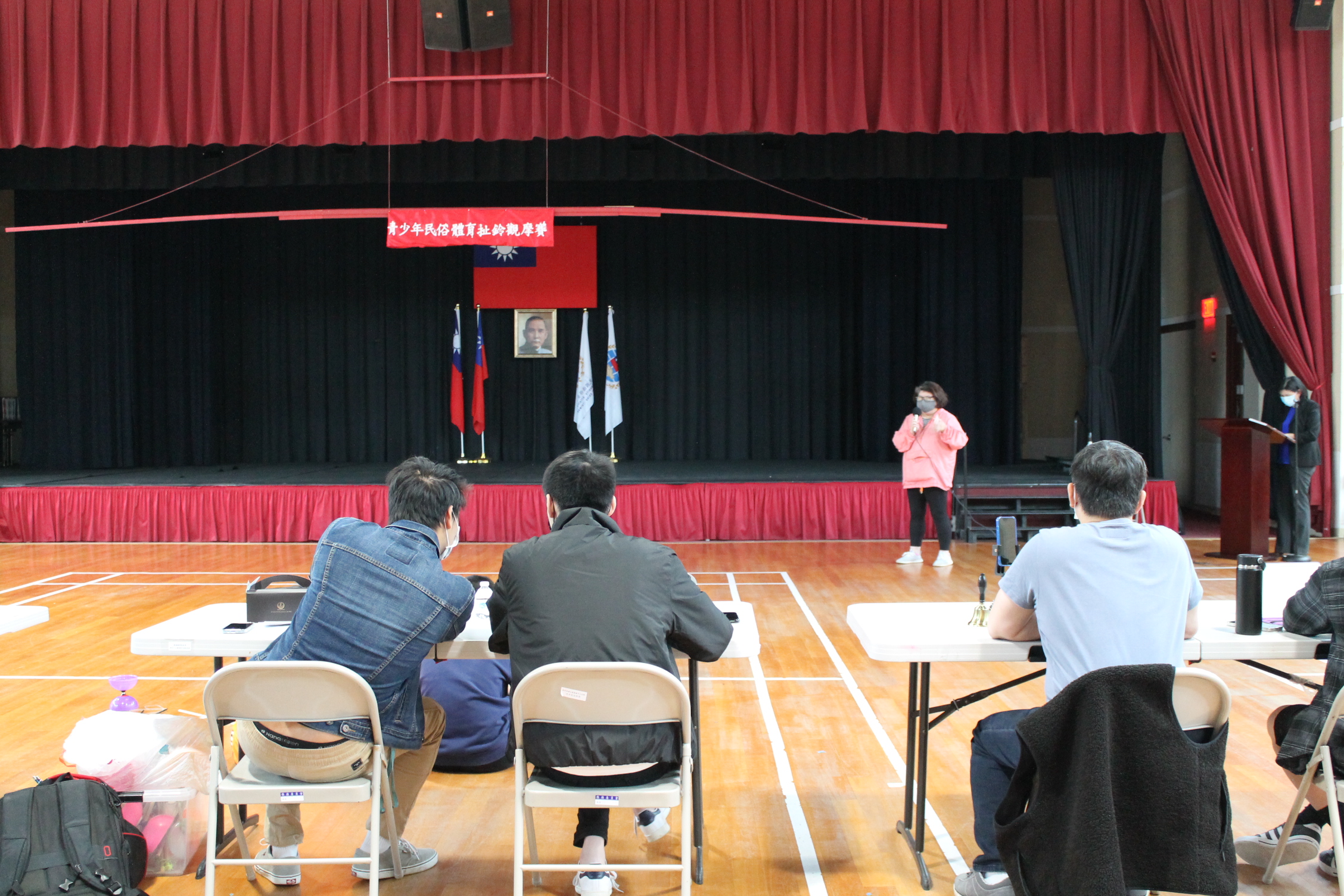 大華府地區中文學校聯誼會總幹事汪良元致詞