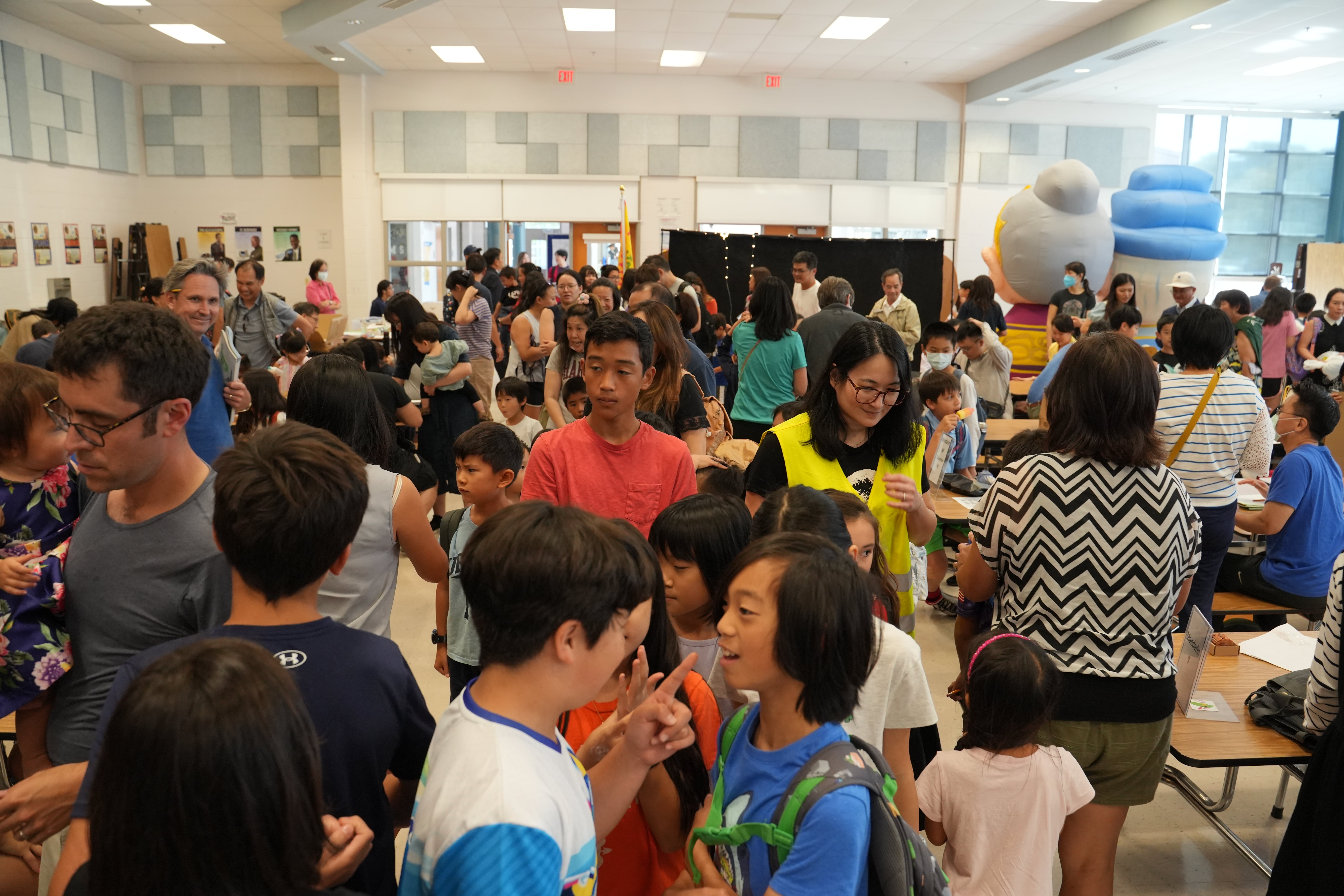 華府台灣學校成功舉辦正港臺灣味中秋節活動，兩百人做夥起紅磚仔古厝傳承臺灣情1