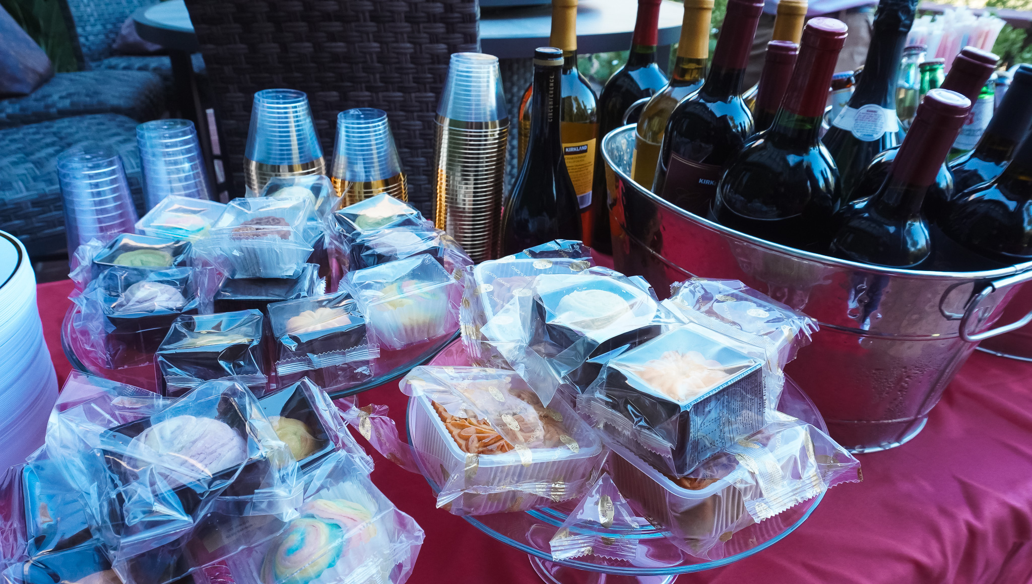 品嘗月餅及美酒