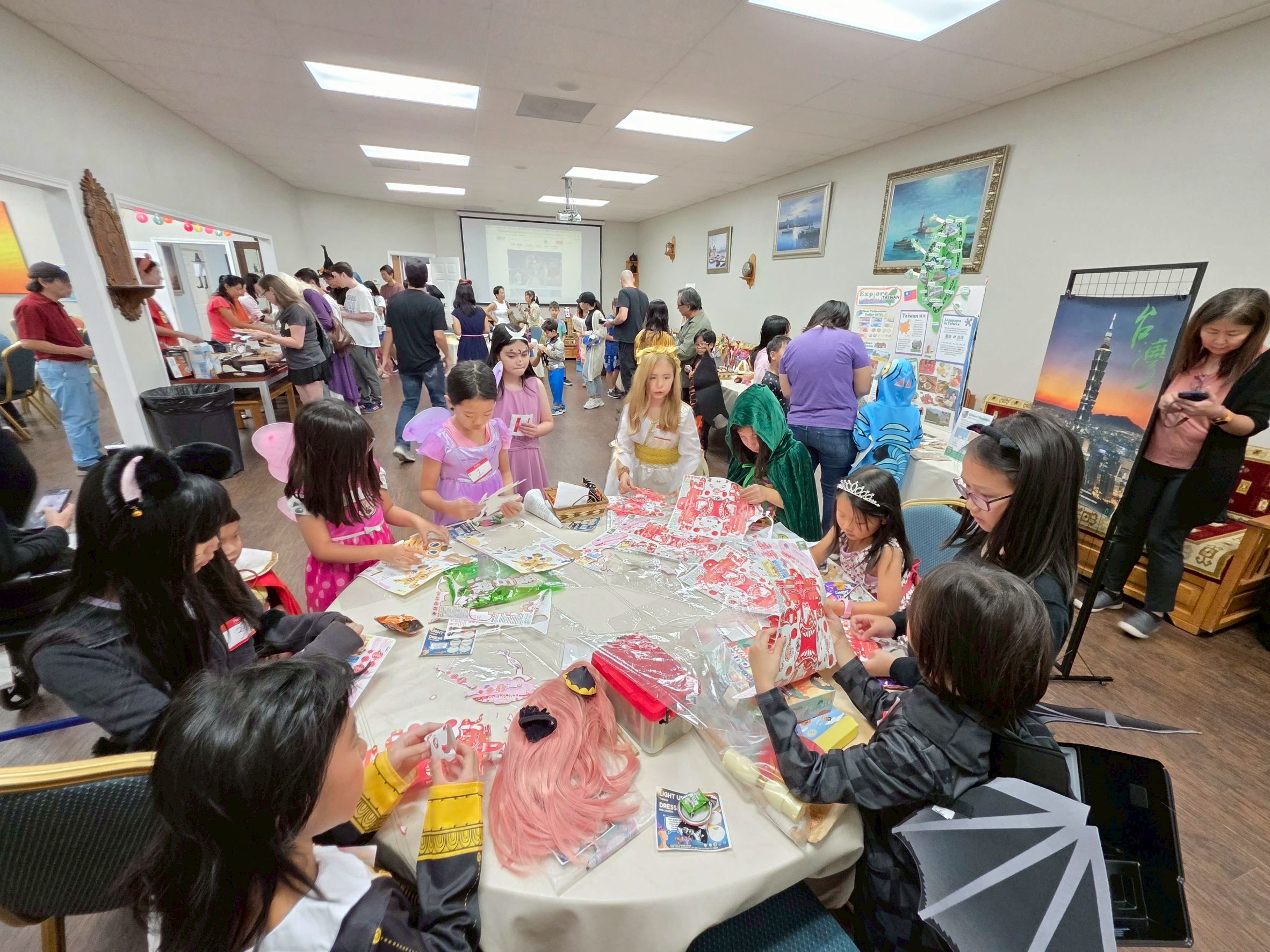 燈籠製作活動一隅