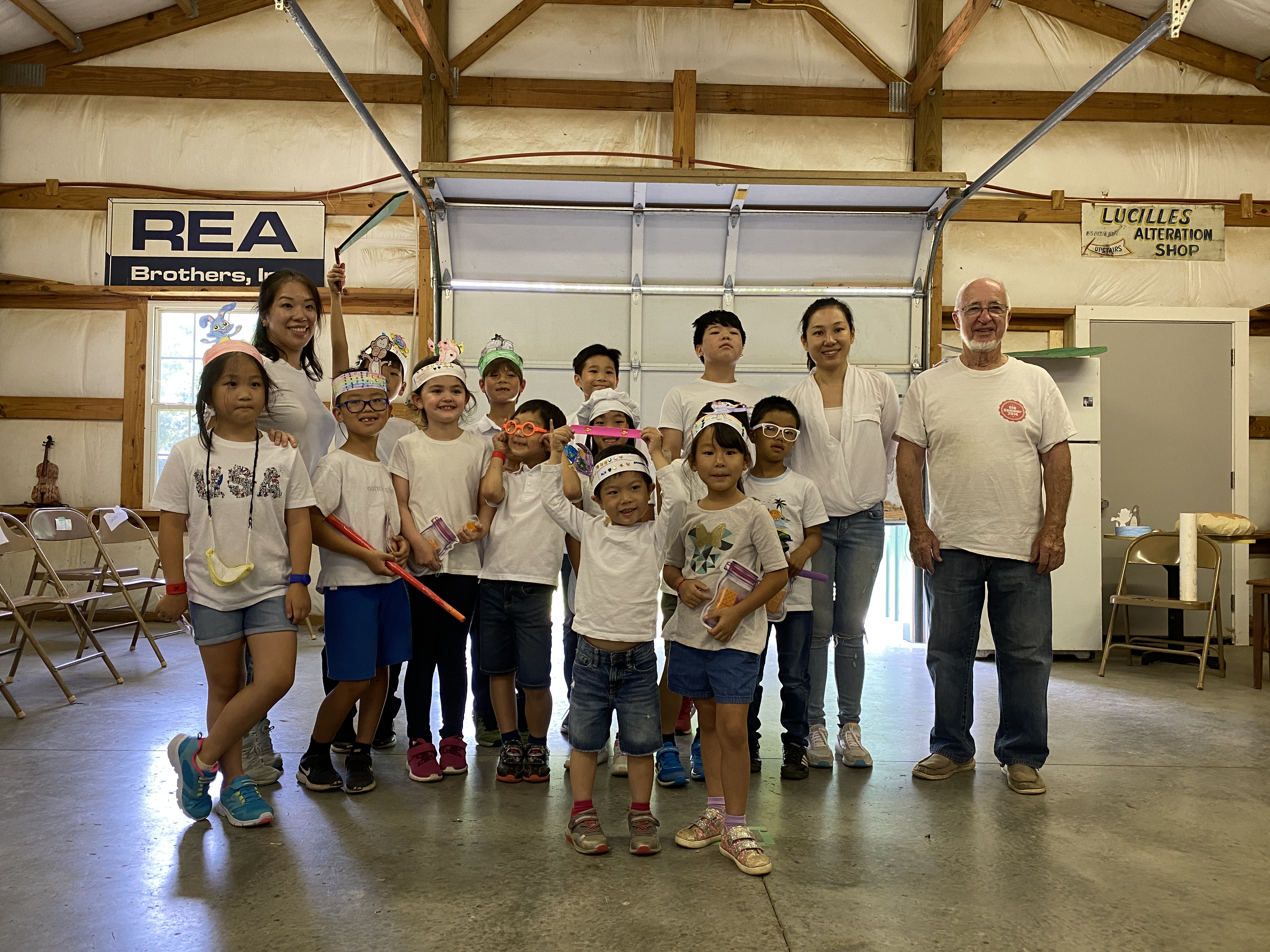 中文音樂劇夏令營合照