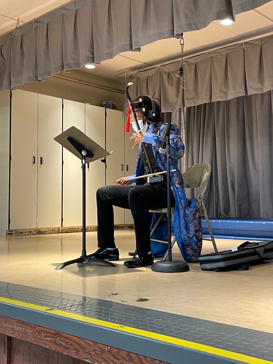 成人班二胡演奏