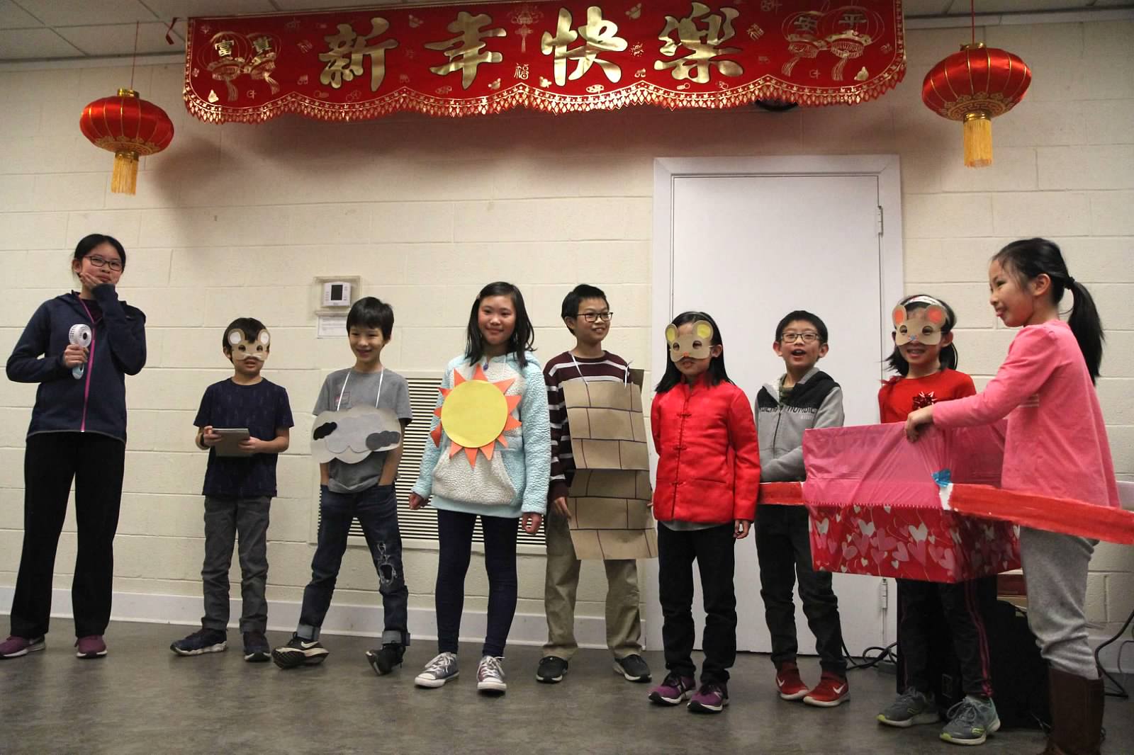 三年級表演短劇「老鼠娶新娘」