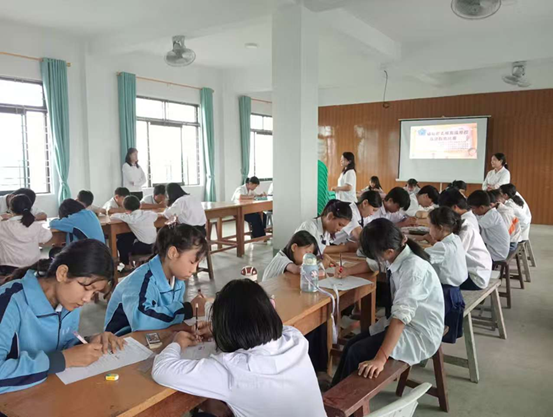 緬甸密支那育成學校舉辦「正體漢字文化節」中小學生成語默寫比賽1