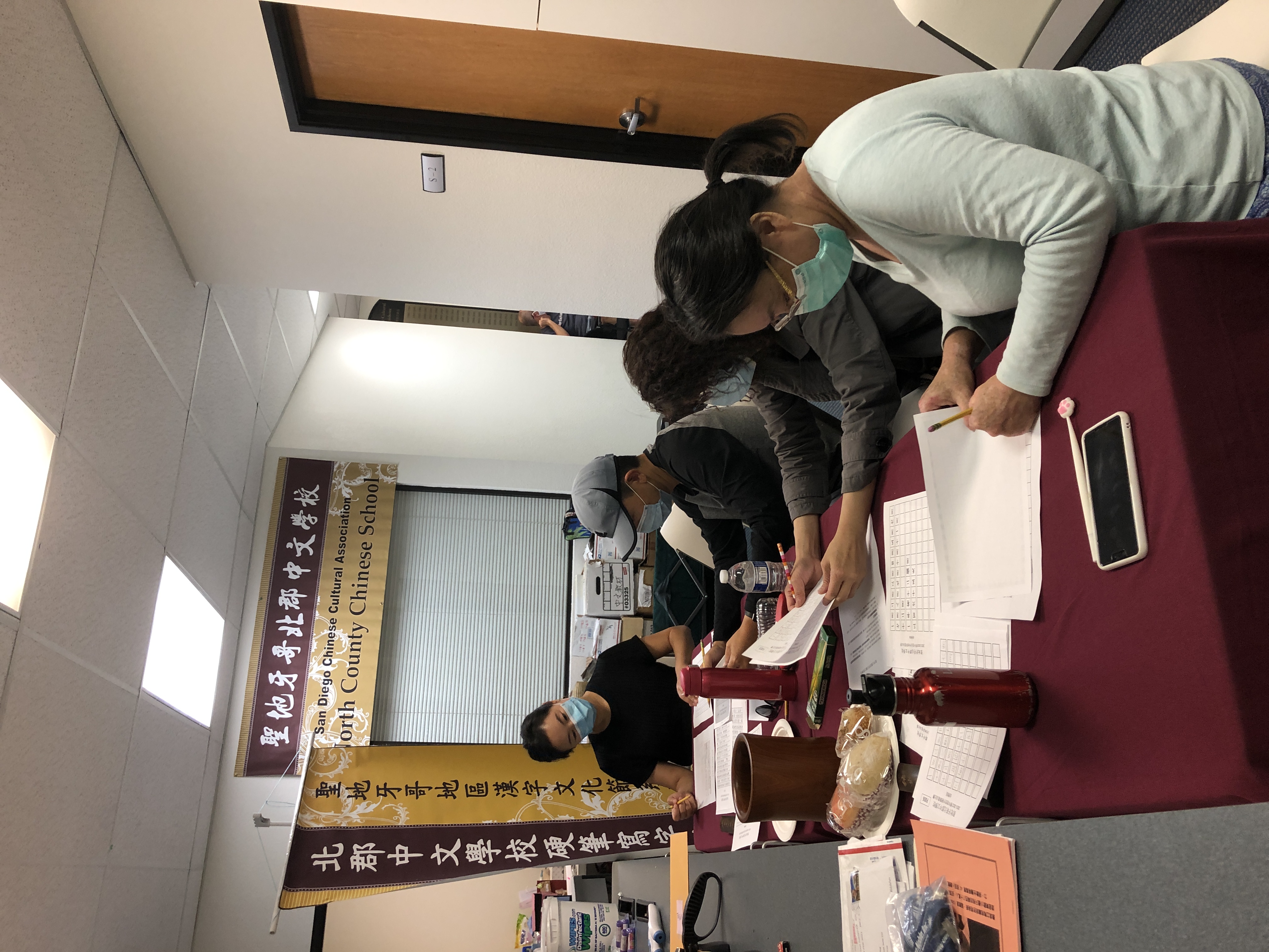 擔任初審工作的義工家長