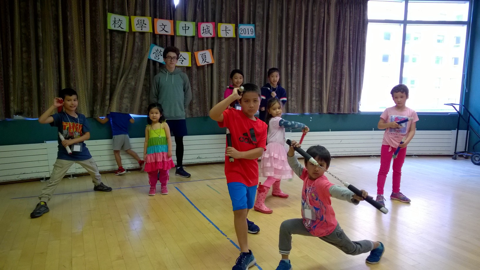 今天耍帥，酷玩雙節棍！