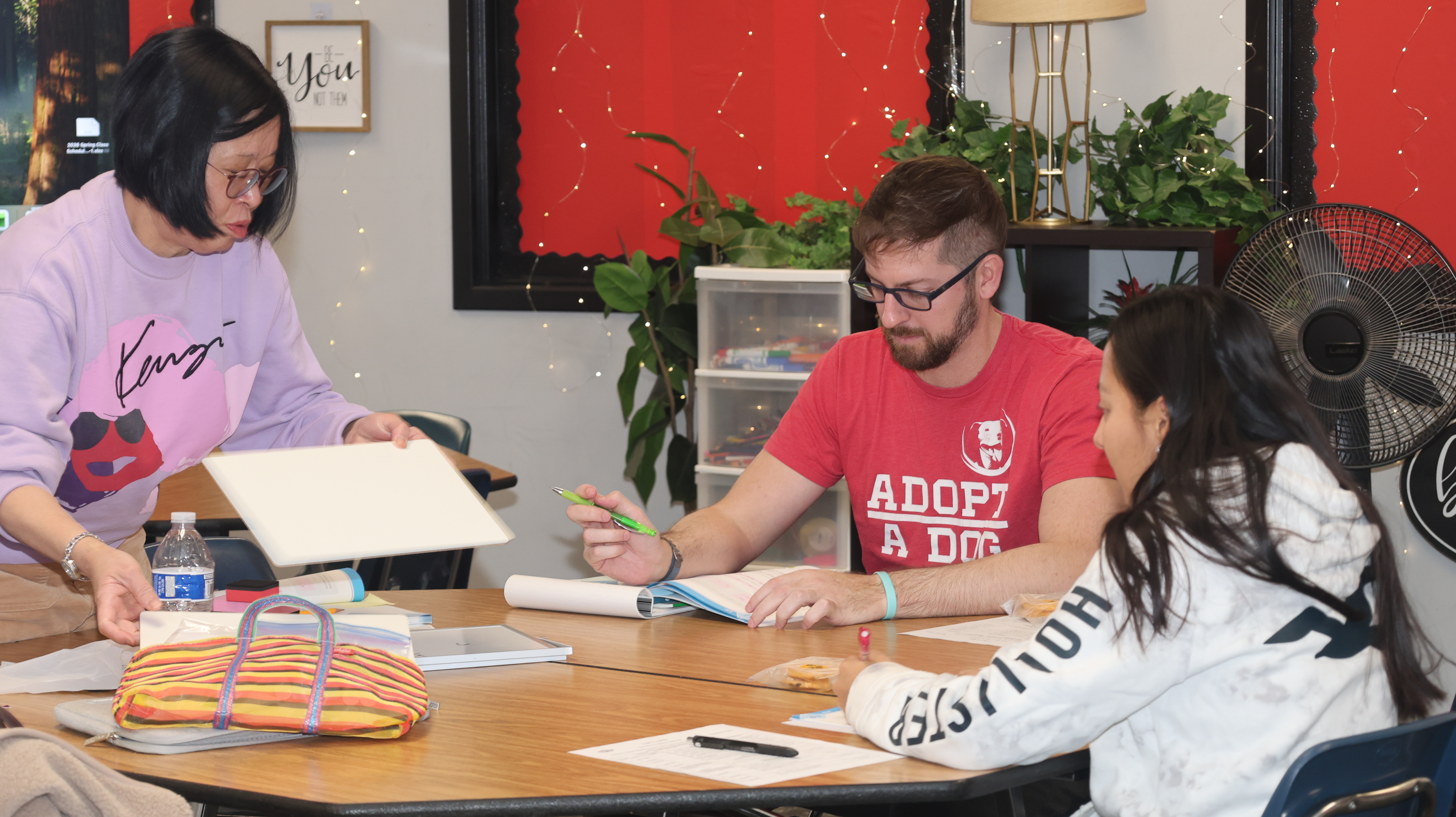 學生討論並交流