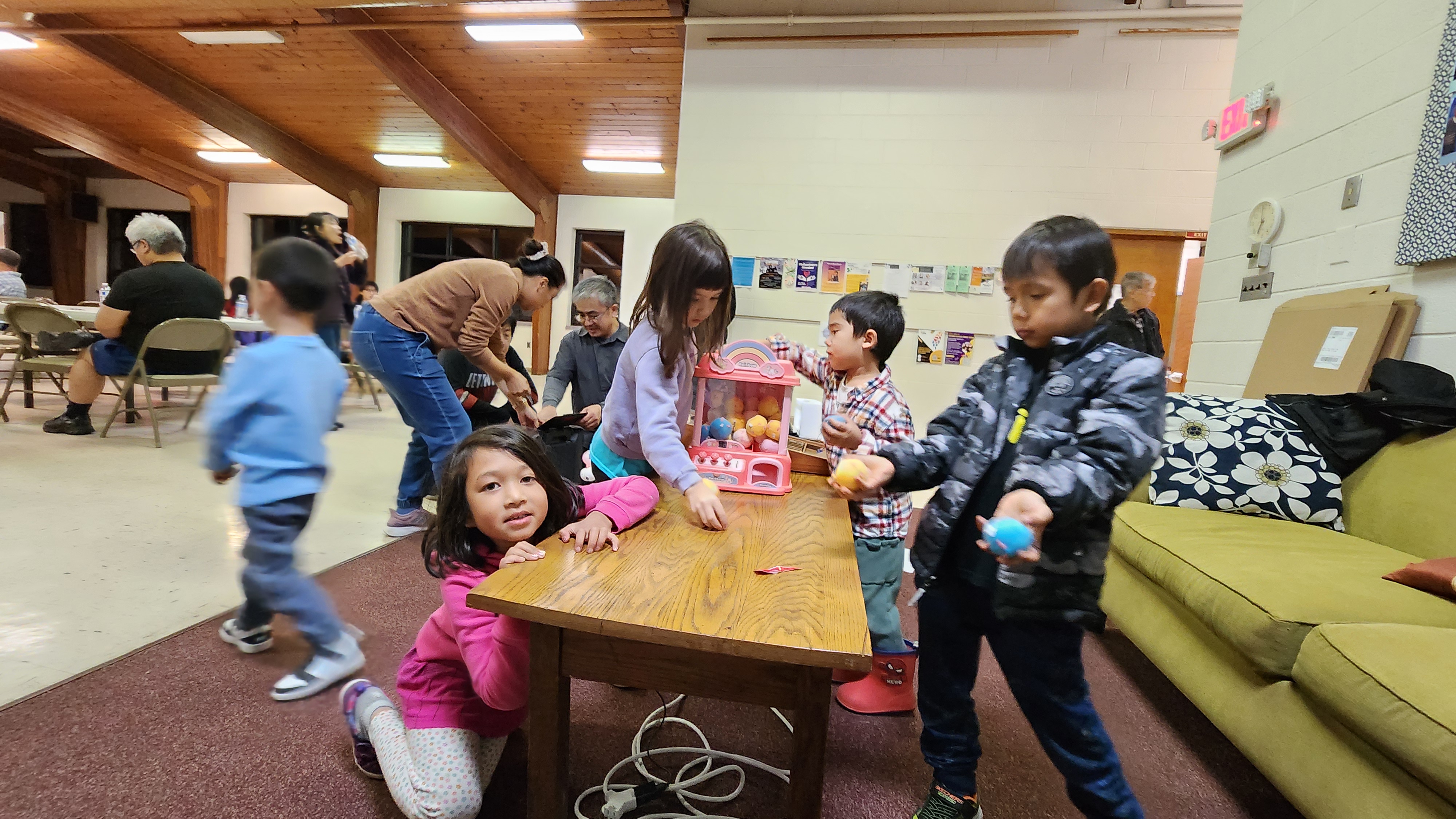 夾娃娃機及彈珠台