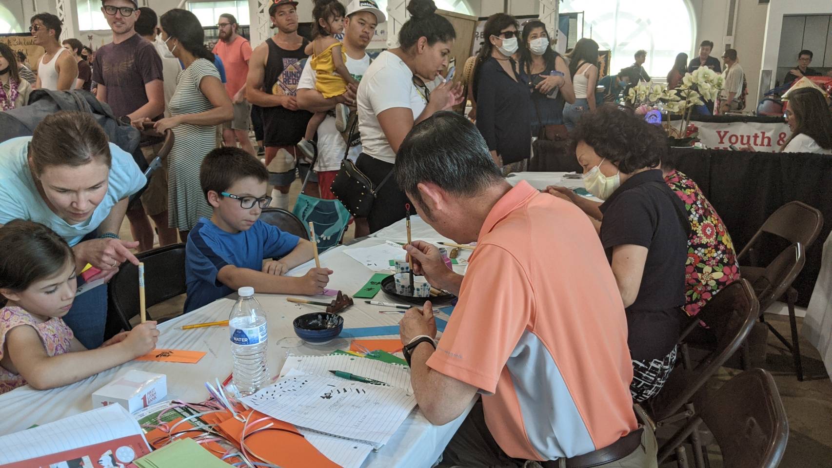 指導學齡兒童毛筆書寫技巧