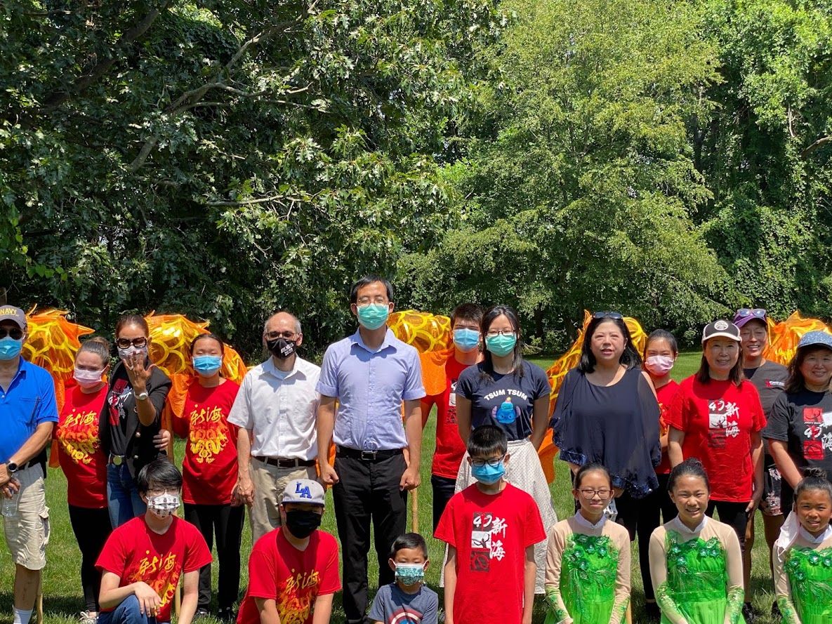 新澤西中文學校協會江海寧會長也感謝新海中文學校宣導傳統文化不遺餘力。