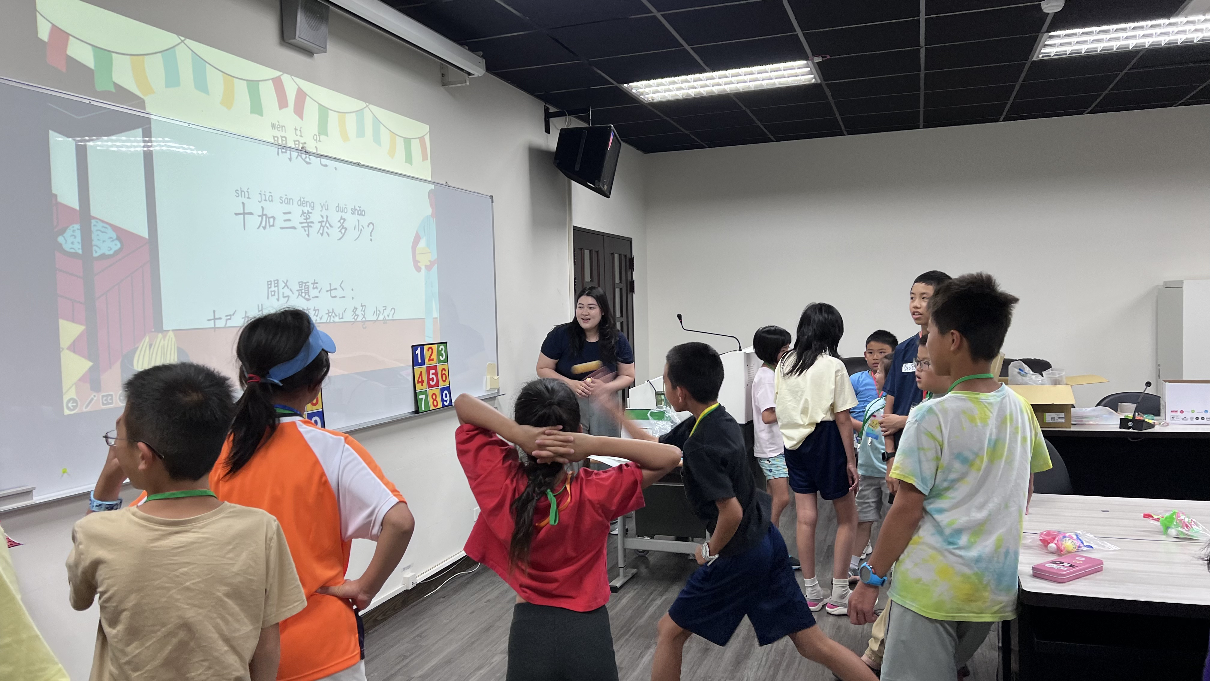 語言課時學生踴躍參與