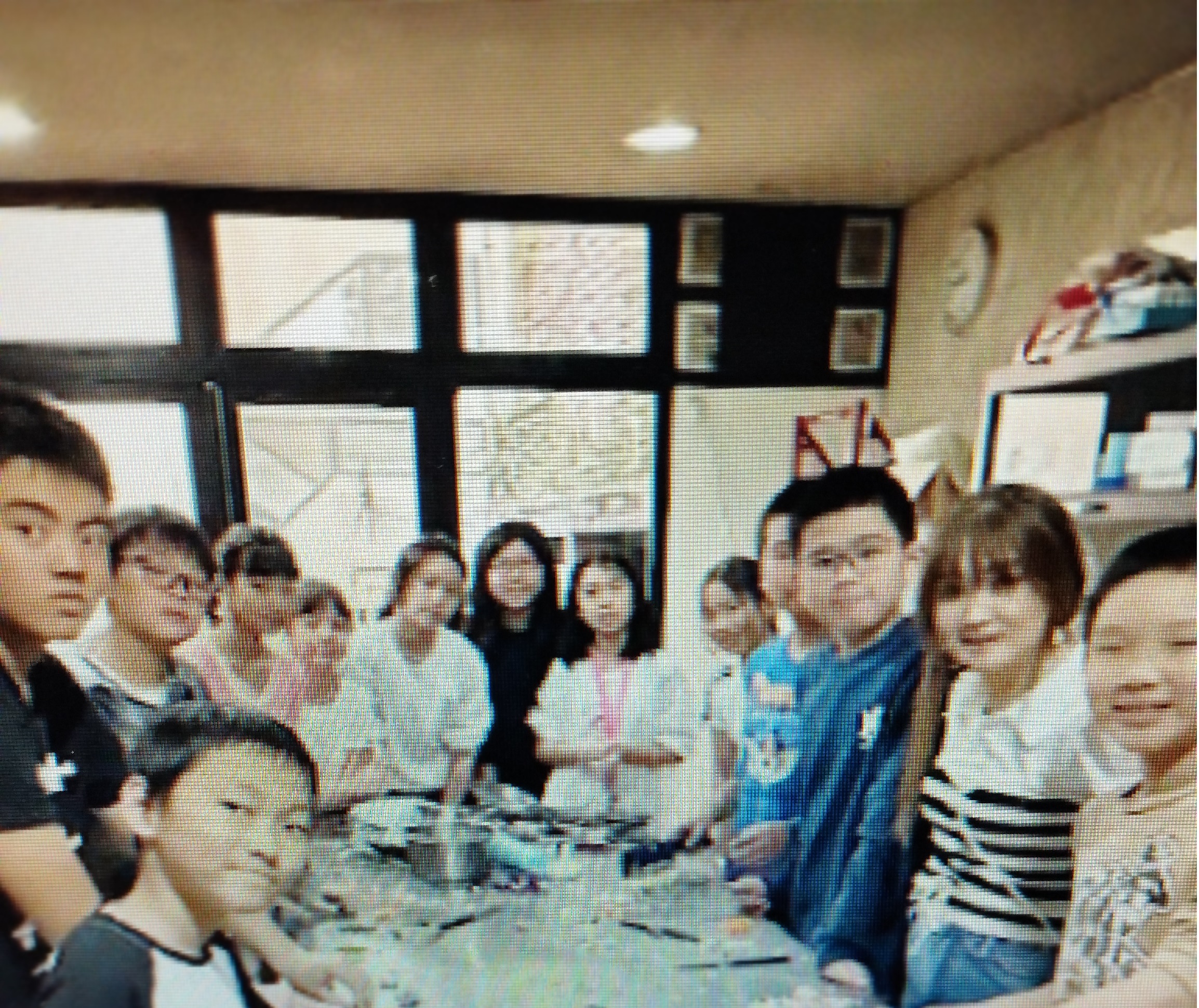 新興文教中文學校包水餃活動圖一