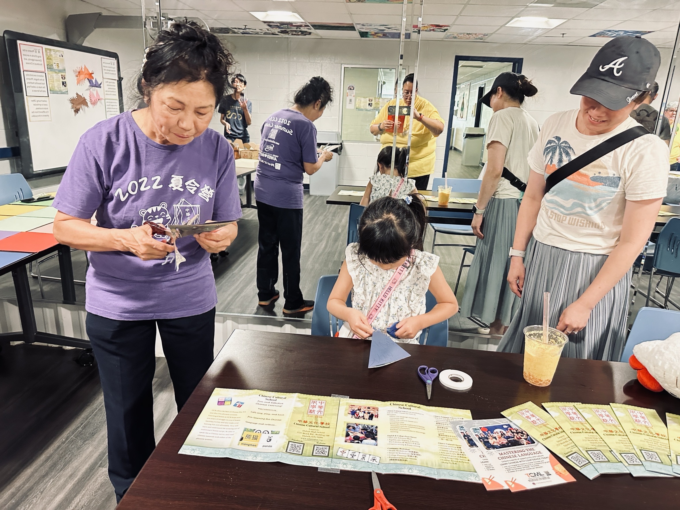 亞特蘭大剪紙文化推廣 百人參與共賞「鳳凰之美」1