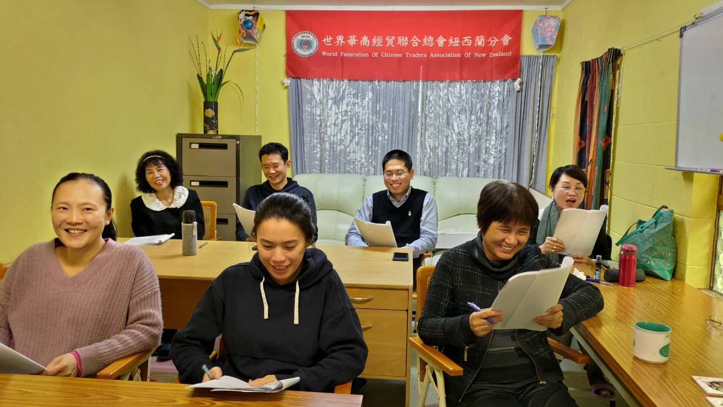 學員以古漢語練習歌仔戲劇本及吟唱七字調