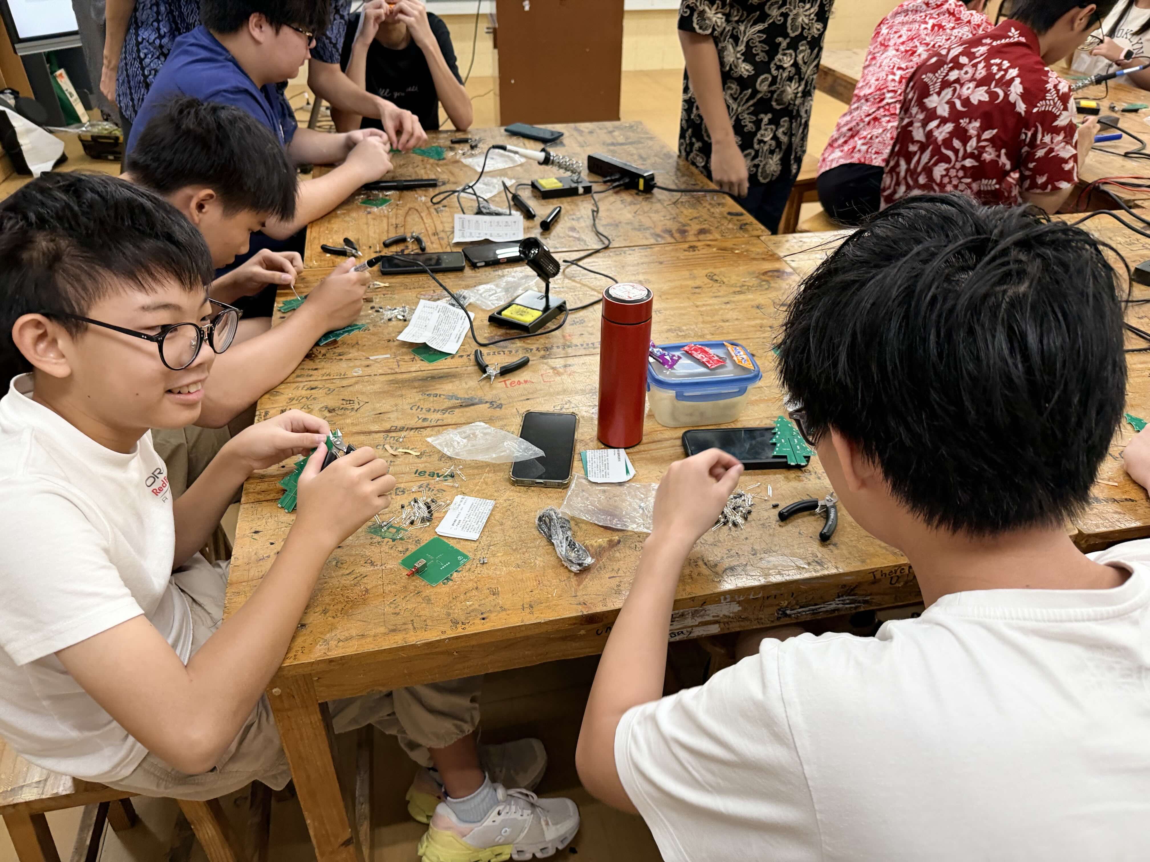組裝電路板中