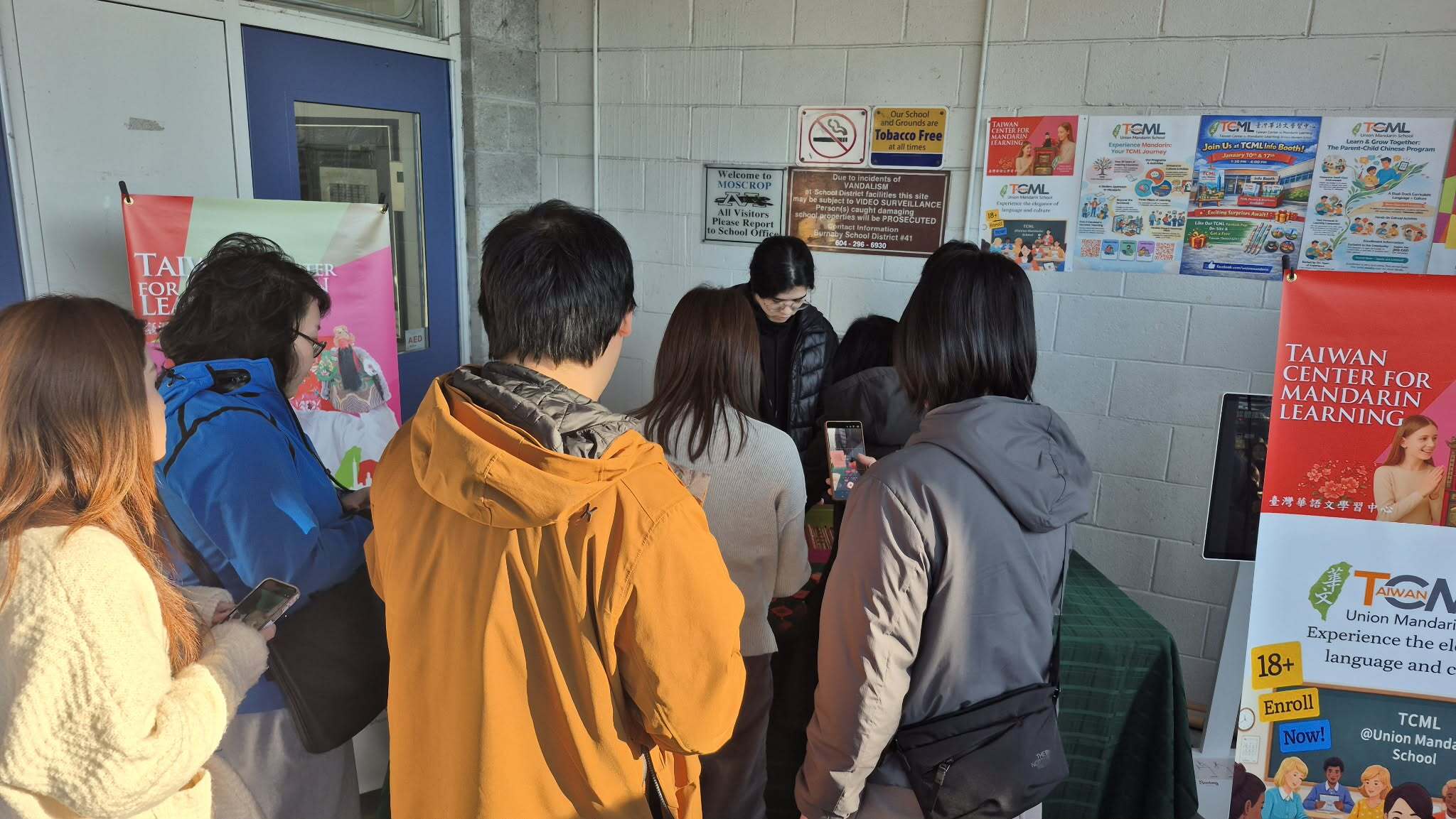 招生活動場面熱絡