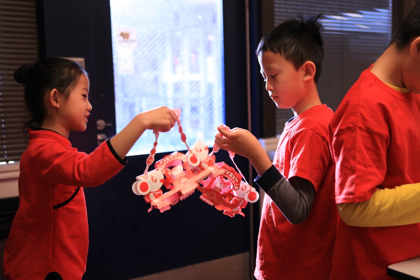 僑務委員會贈送