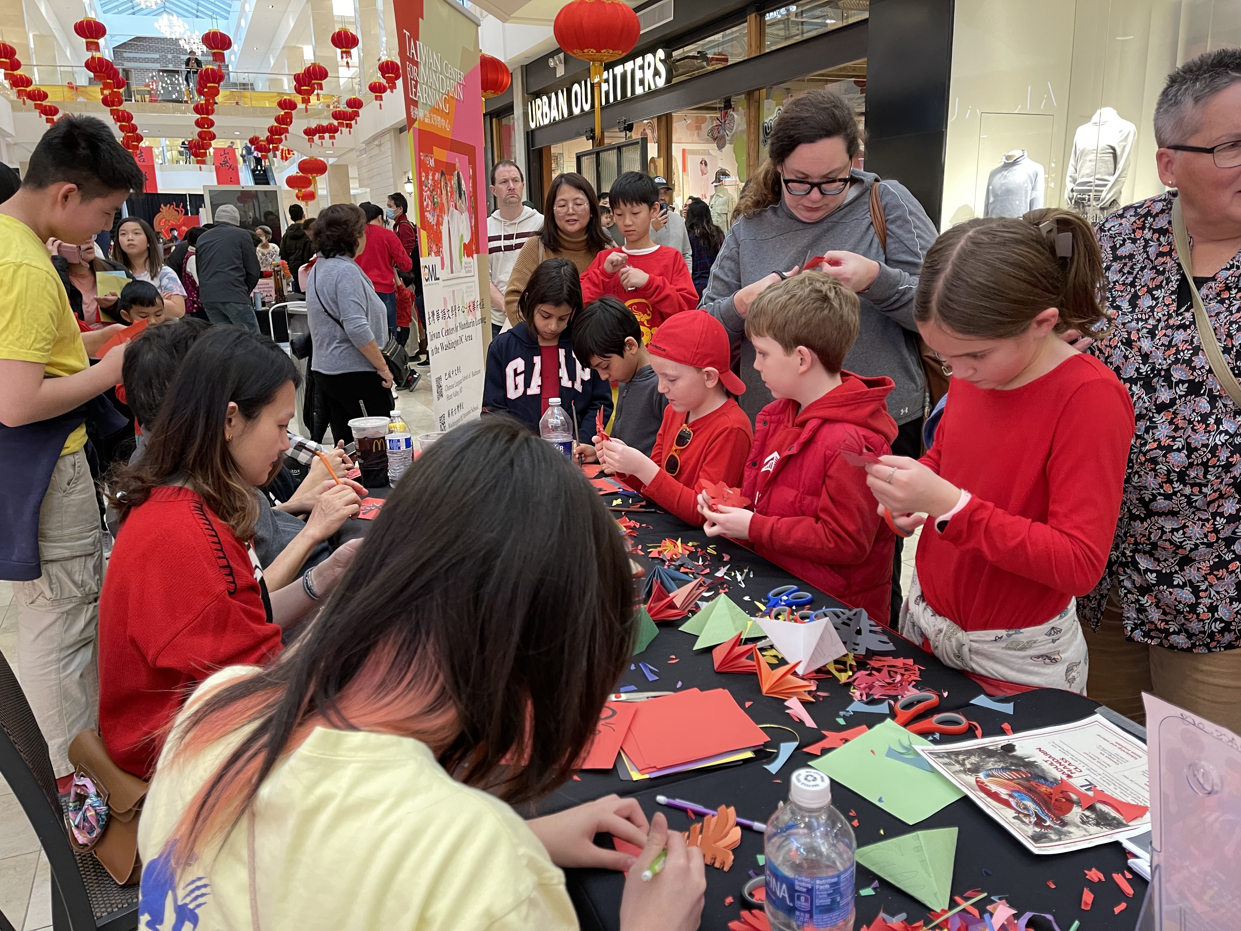 華府FASCA青年文化大使負責文化手作