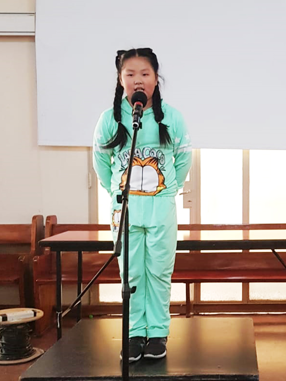 二年級：張紫月