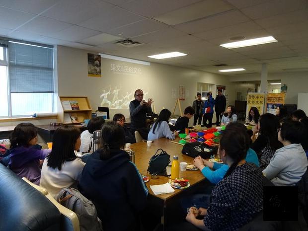 民俗文化種子教師 溫哥華推廣扯鈴2