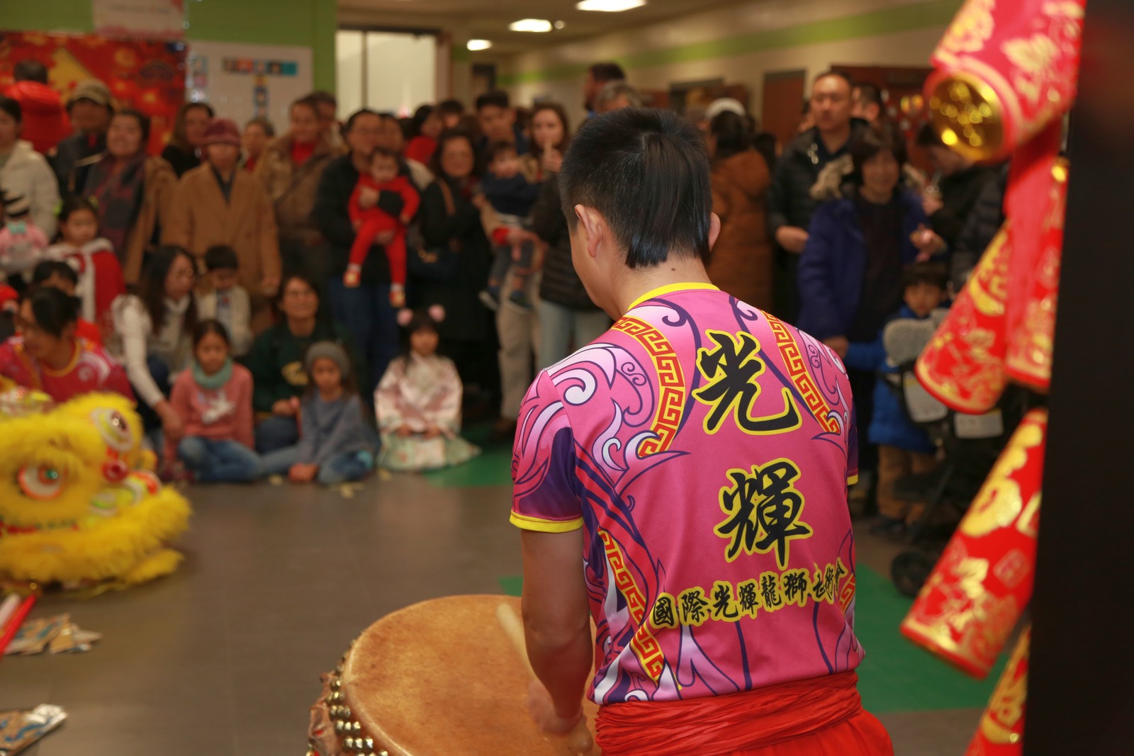 春節慶典以高森師傅率領的舞獅團展開序幕