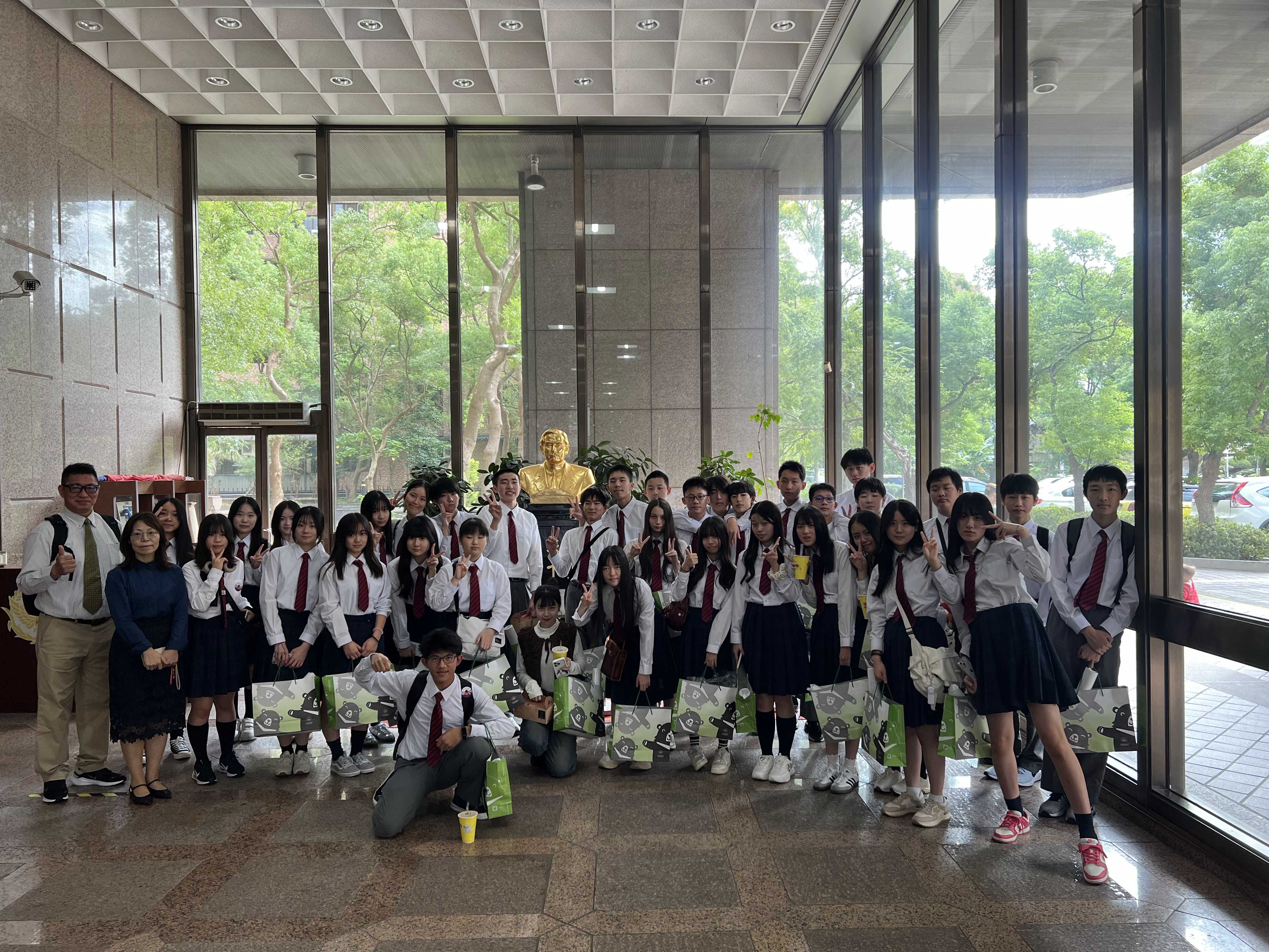 拜會中華民國僑務委員會