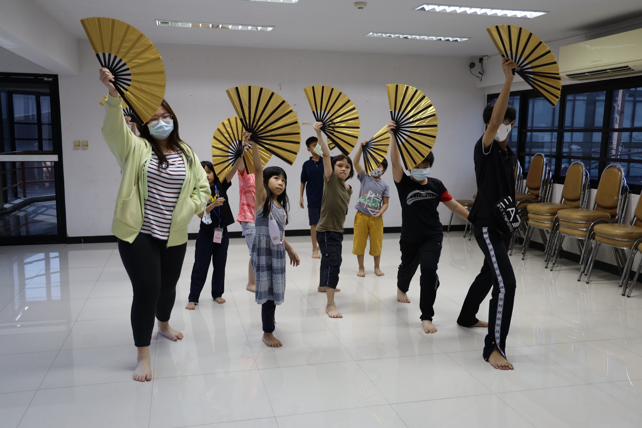 創意律動-扇子舞