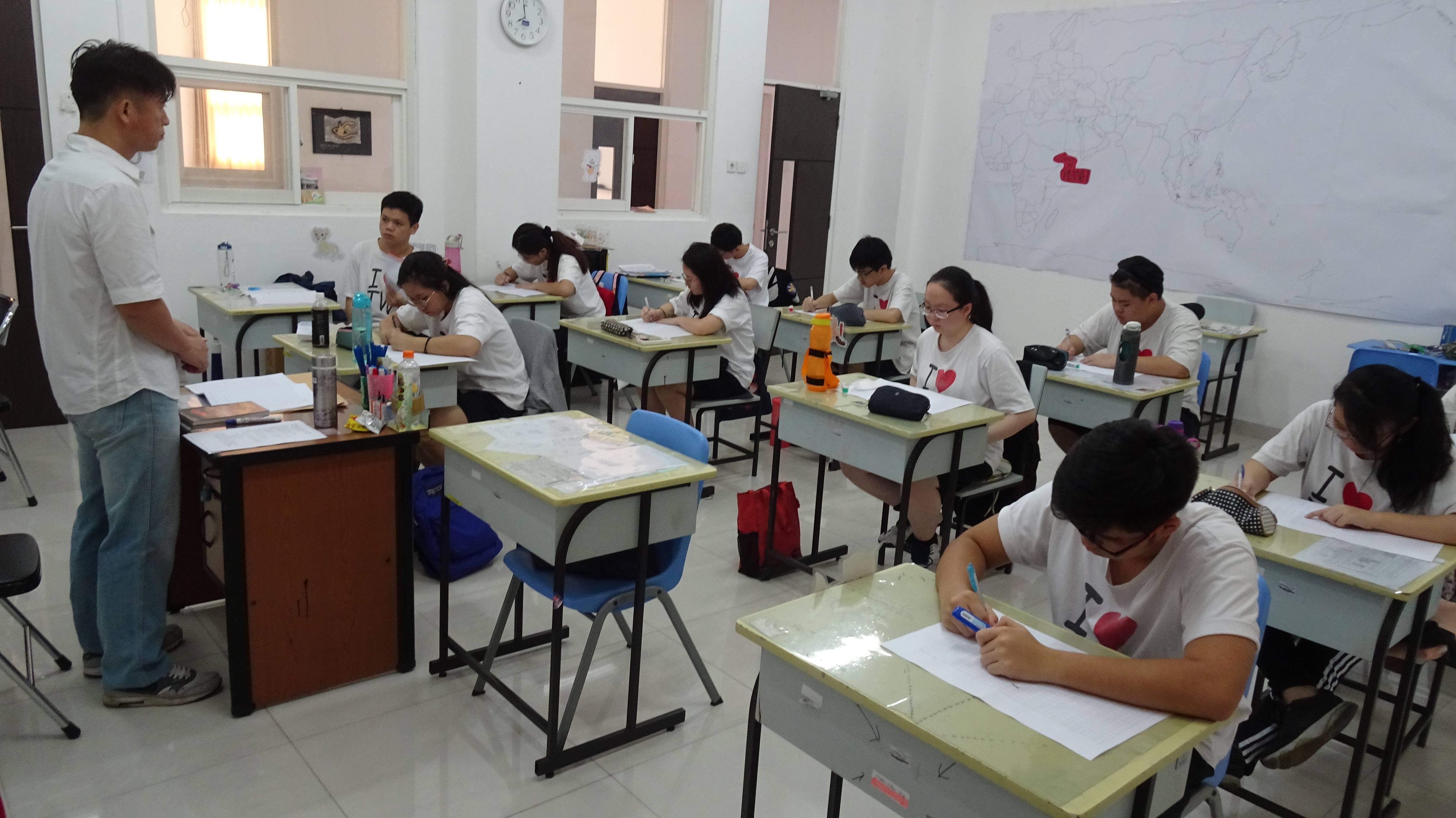 高中部作文比賽