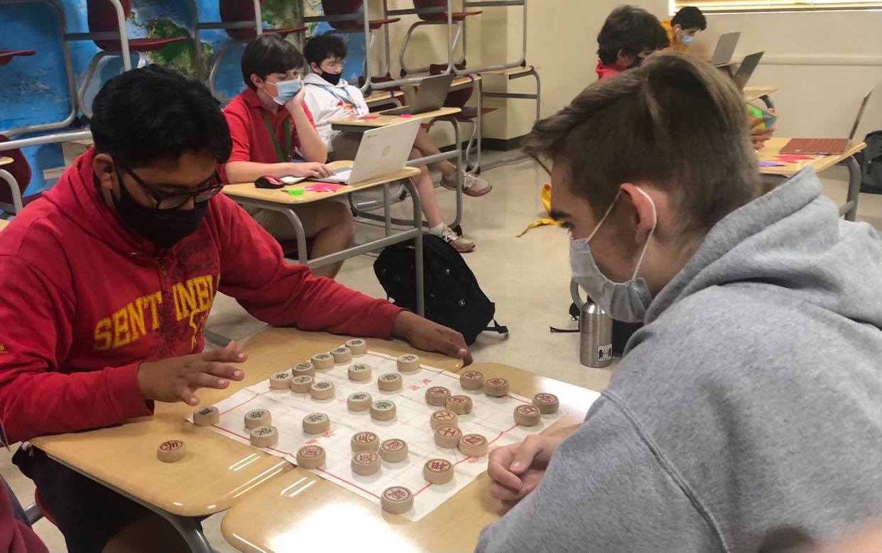 漢字文化學生下象棋學習正體漢字