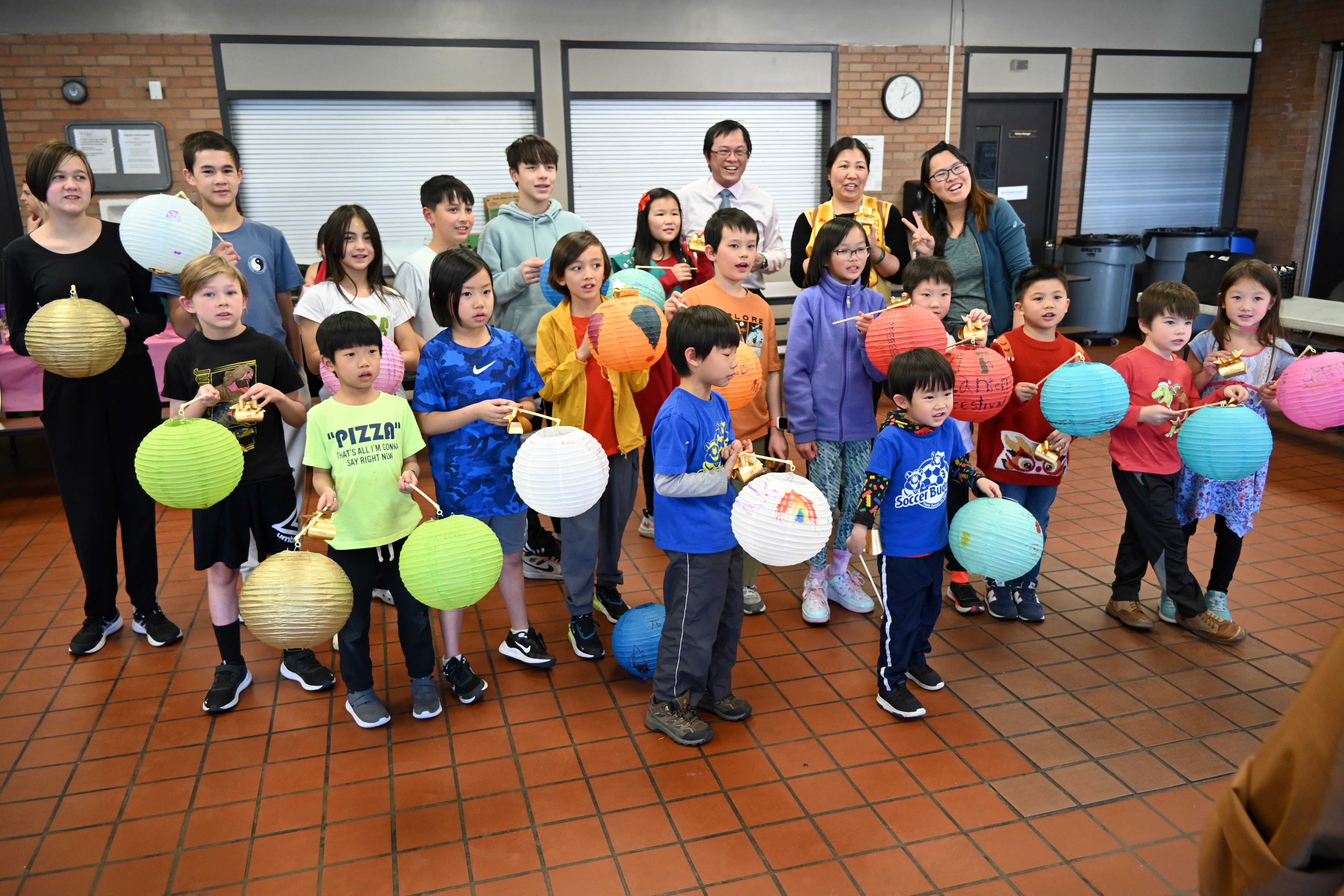 CS / C1 班的燈籠彩繪