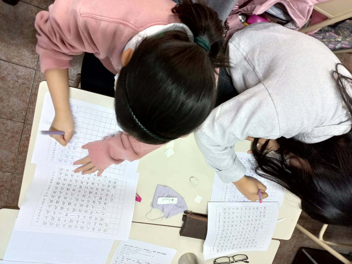 華興中文學校2022漢字文化節中學部硬筆字活動1