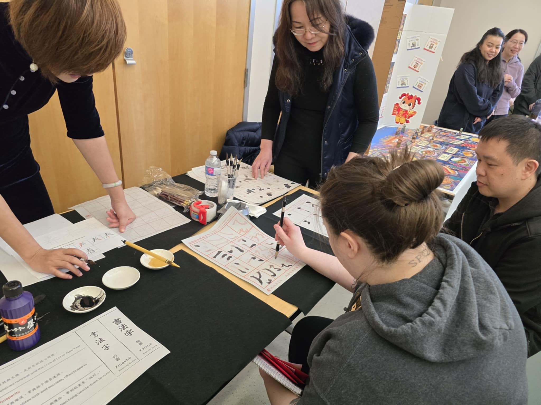 認識及親自體驗用毛筆書寫