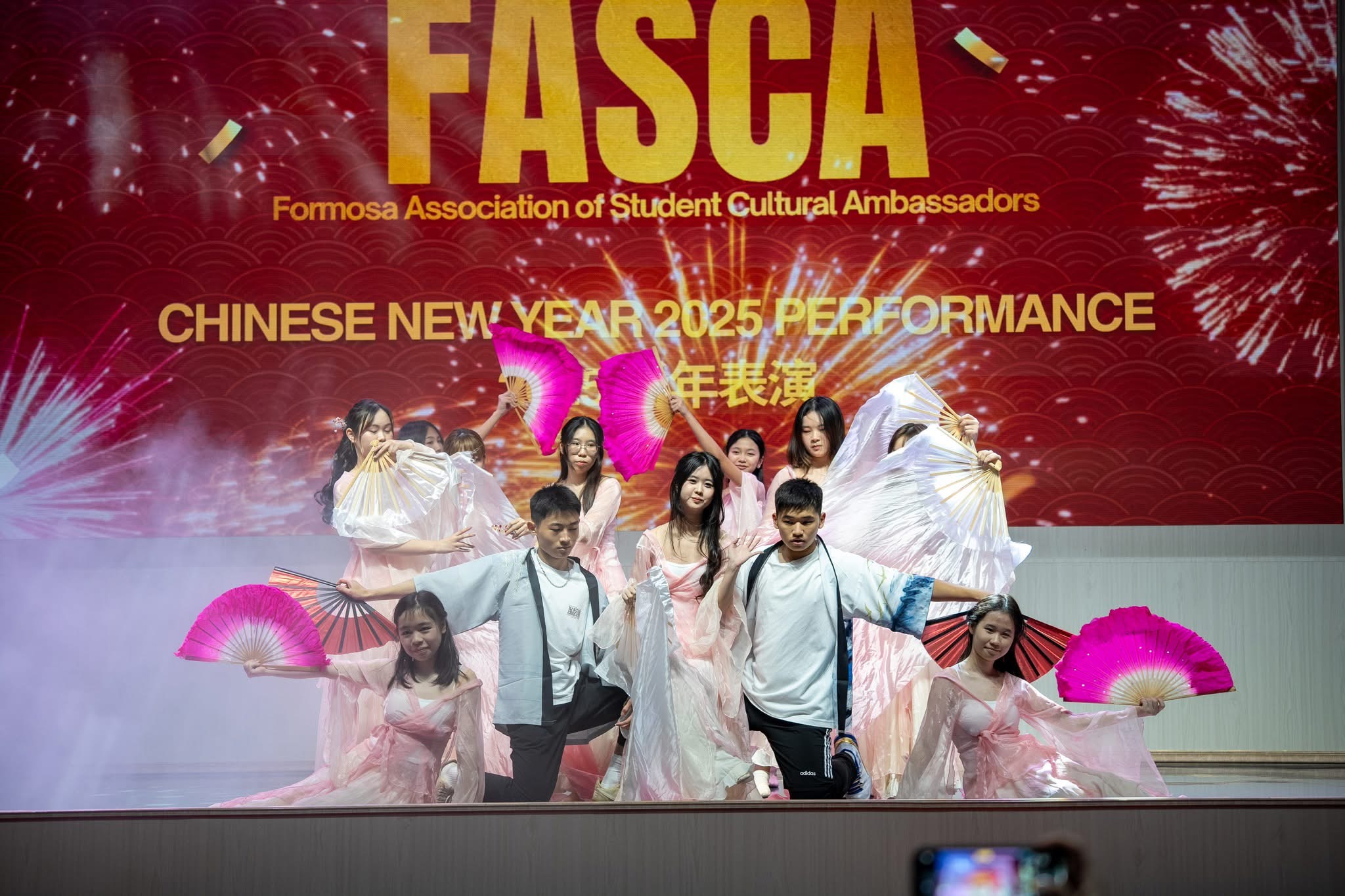FASCA曼谷分會學員表演-洛韻蓮華綻新春