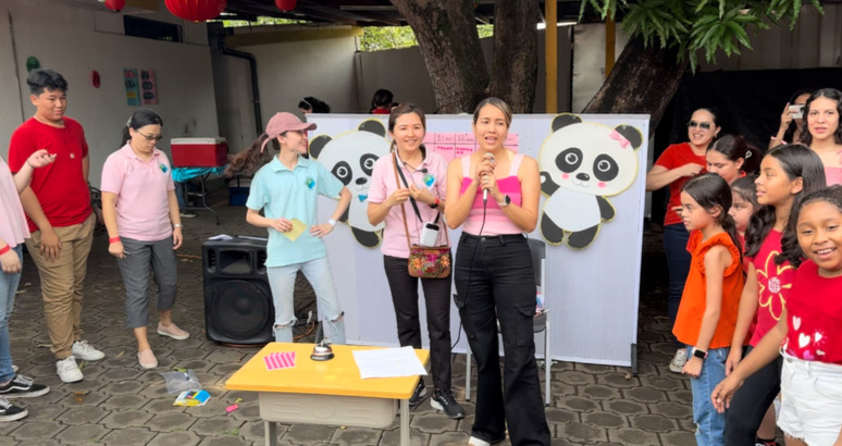 圖三：團體遊戲-家長參與團體遊戲