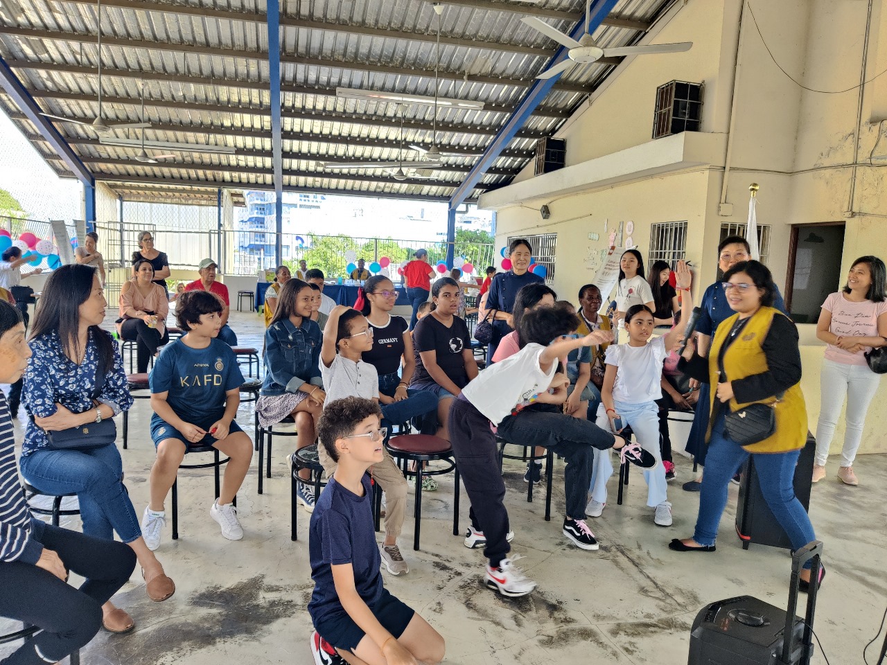 多明尼加臺灣商會附屬中文學校舉辦2025華人傳統童玩節2