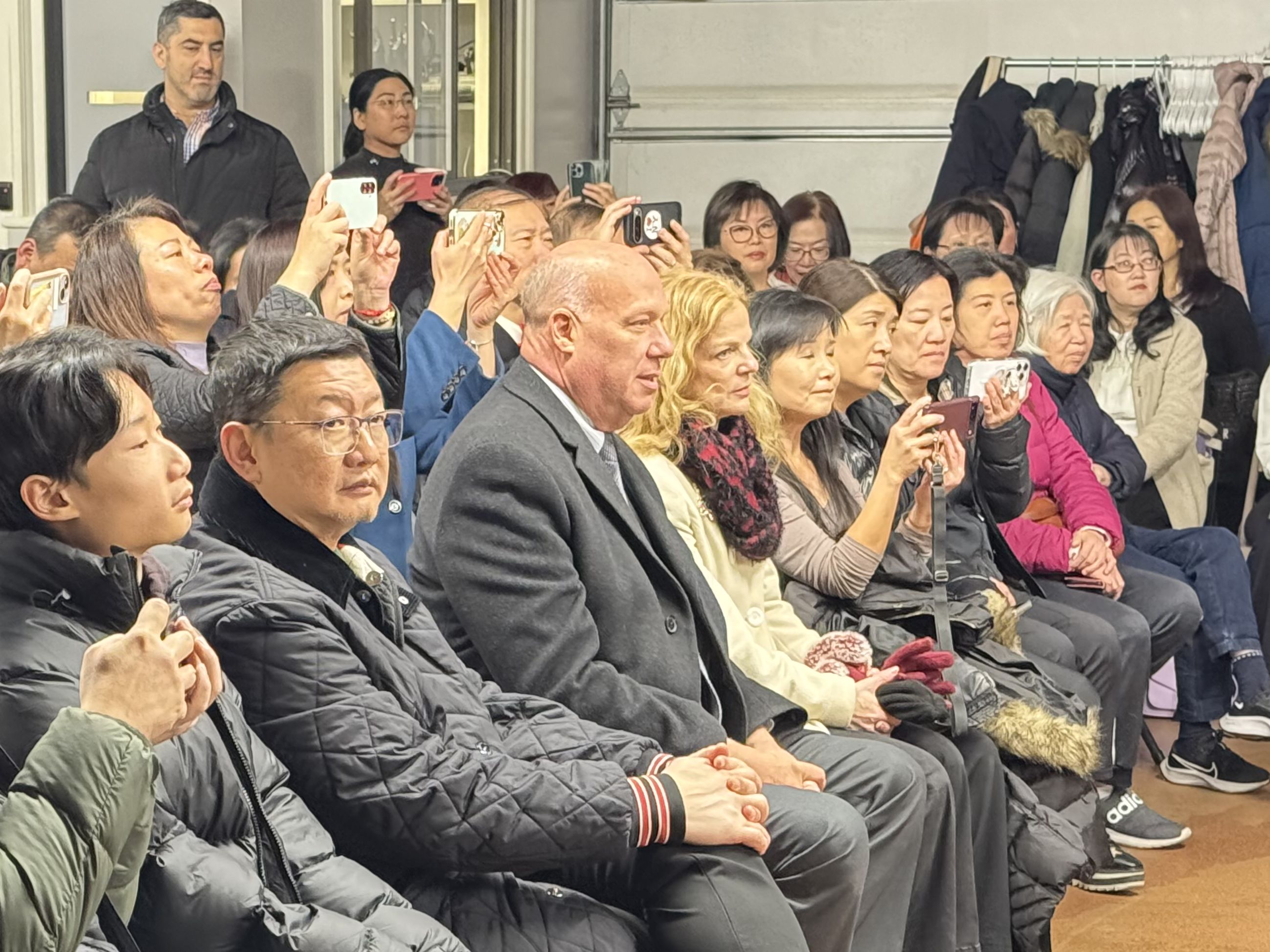 市長及議員們前來支持及聆聽音樂會