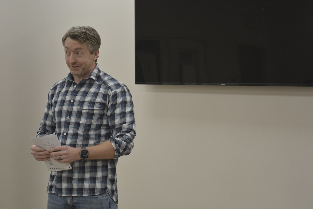 學員以華語進行個人口語表達