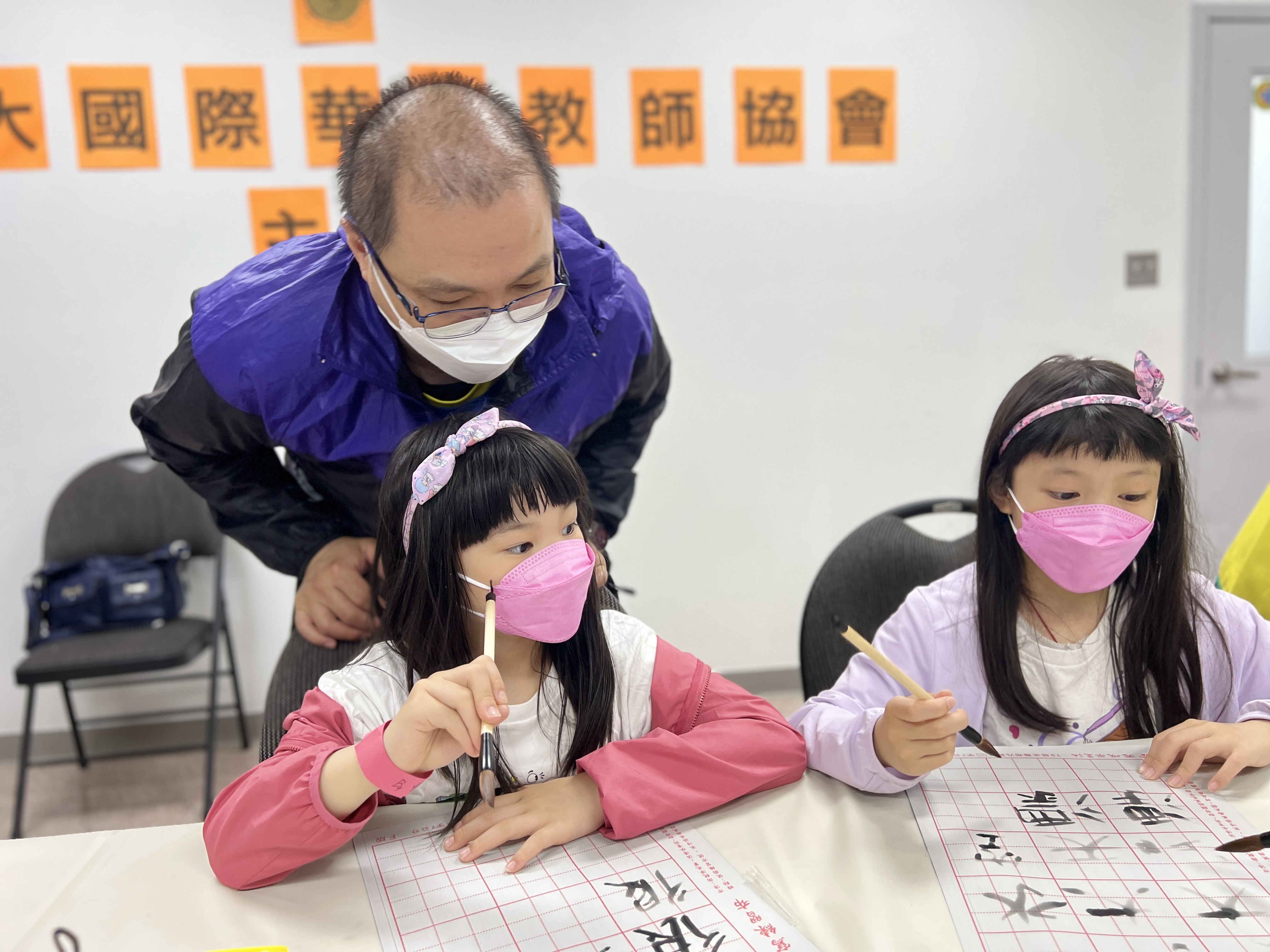 參賽者專心練習