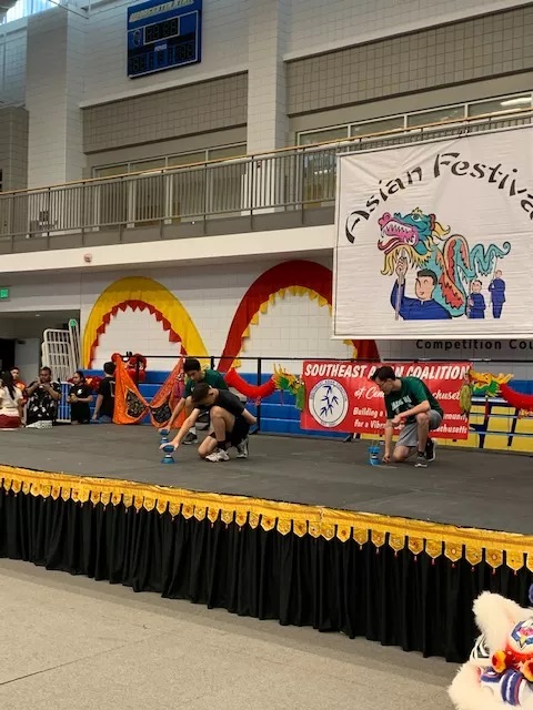 麻州中部中文學校學生節目表演