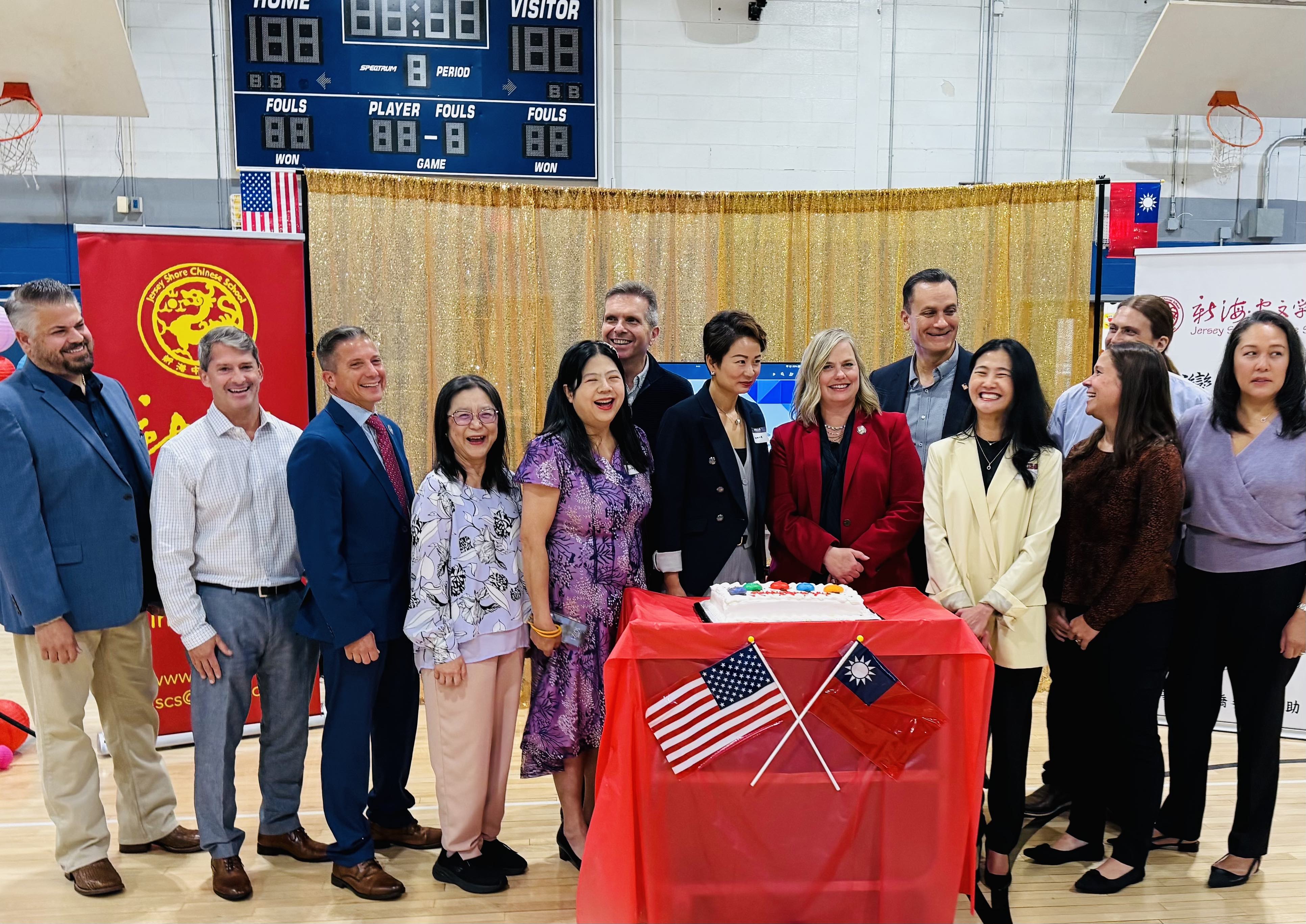 活動當日賓客雲集，現場氣氛熱烈，為雙十國慶慶典增添無限光彩。