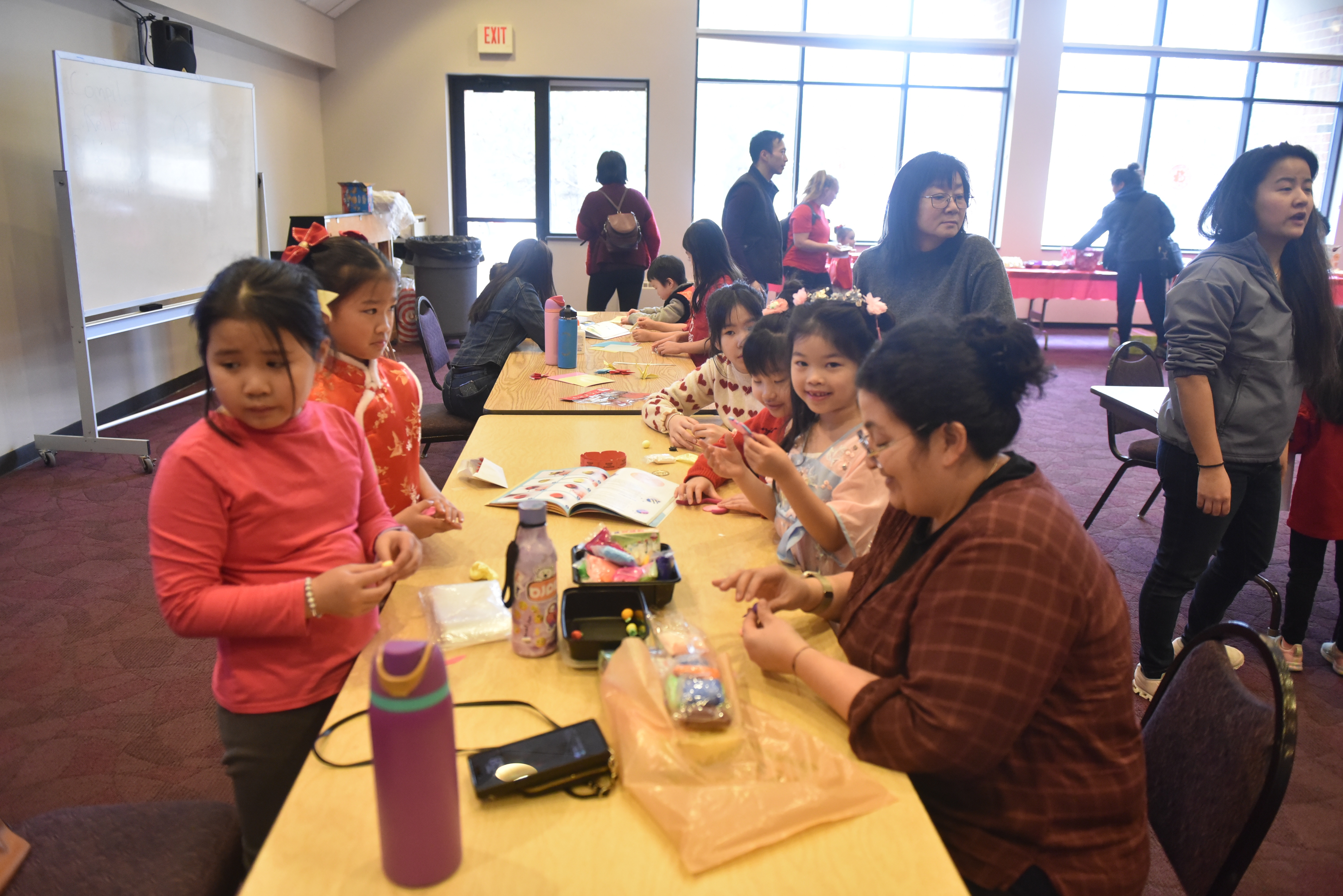 學生們與家長們的互動時間