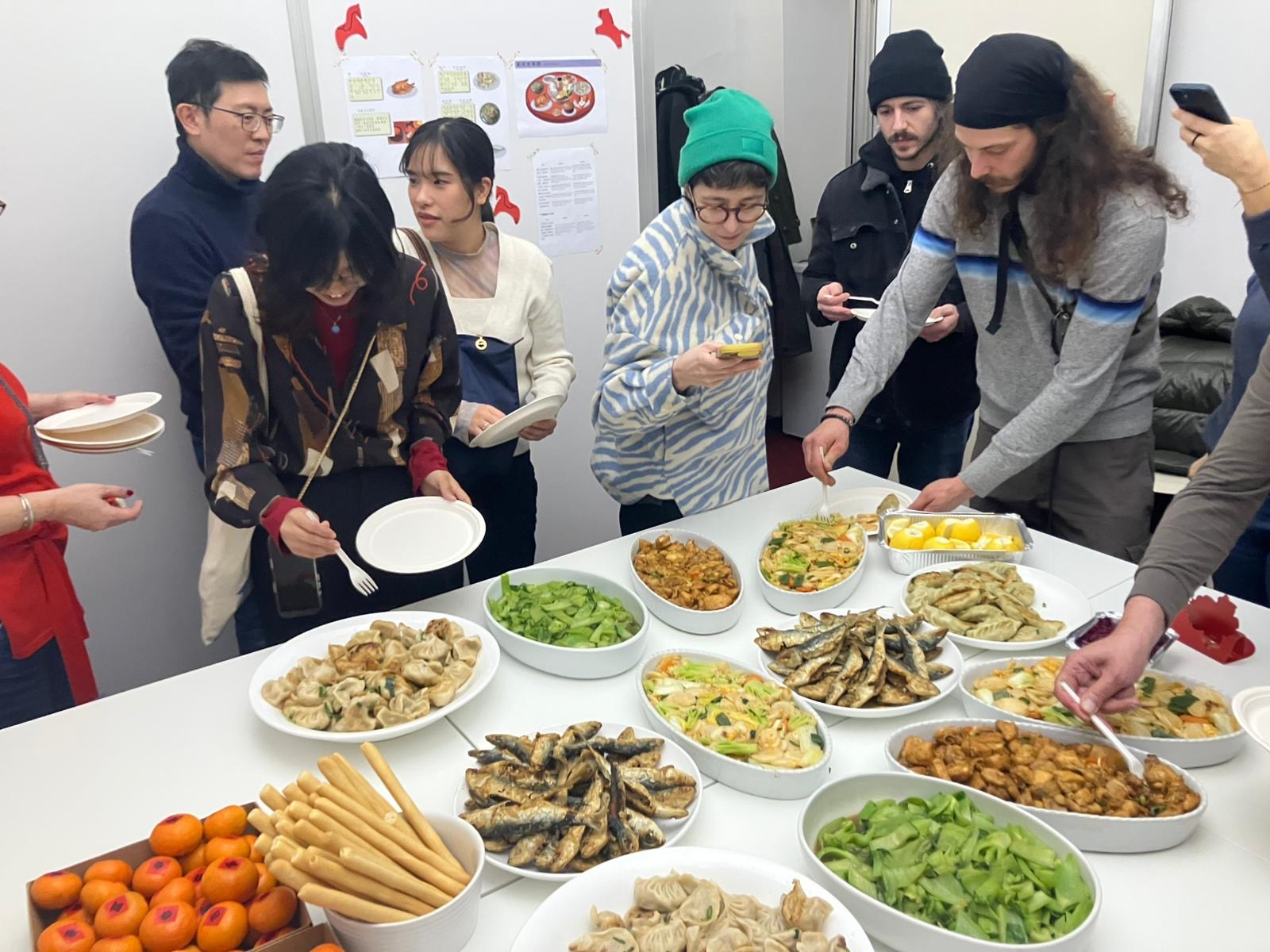 年菜品嘗