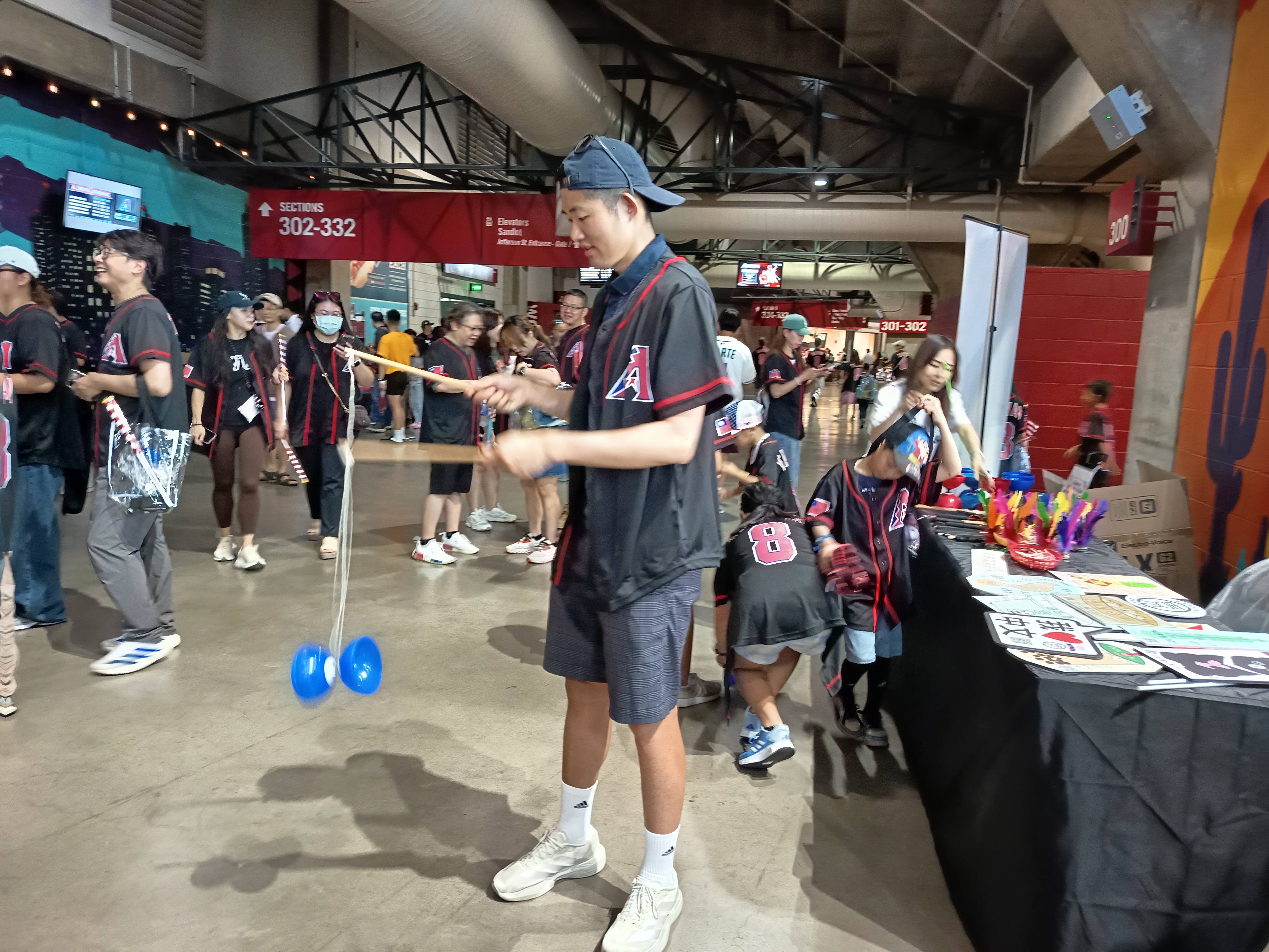 民俗技藝體驗區，扯鈴