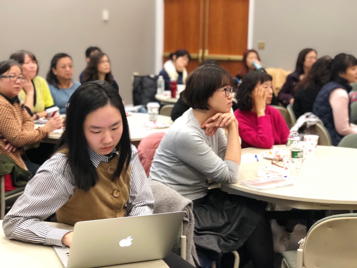 透過講座及經驗分享，教師們均感受益良多。