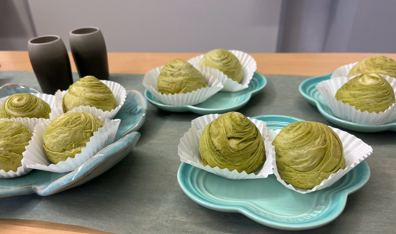 台式抹茶紅豆麻糬月餅，經典交融台日的味蕾
