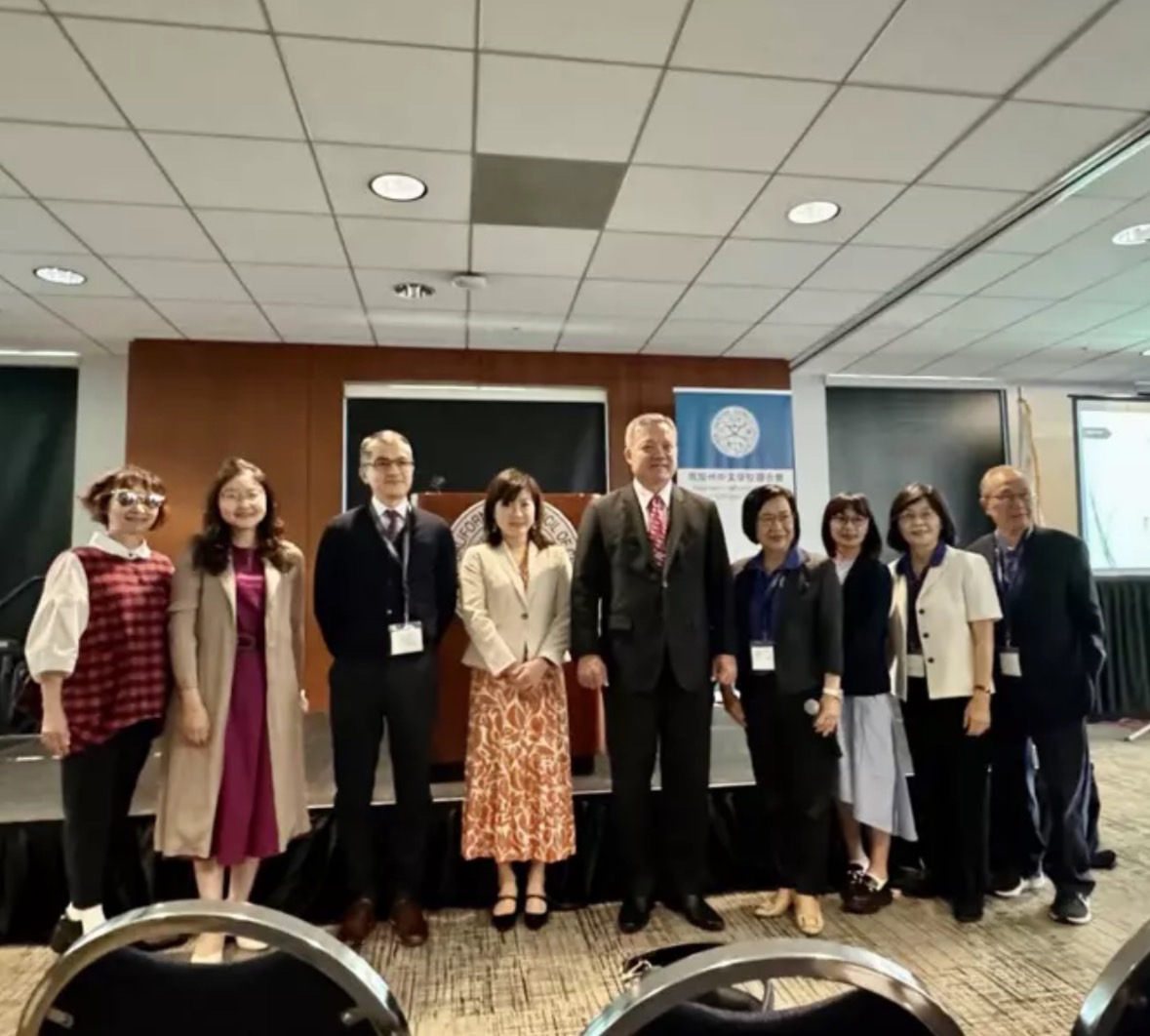 2024 南加州中文學校聯合會 夏季學術研討會始業式 指導單位 主講者合影
