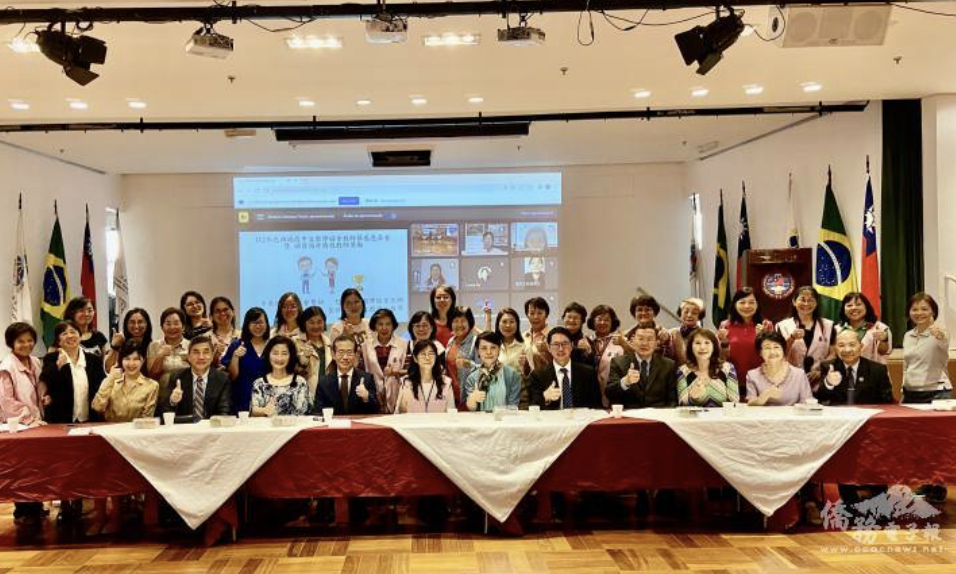 貴賓們和老師們大合照