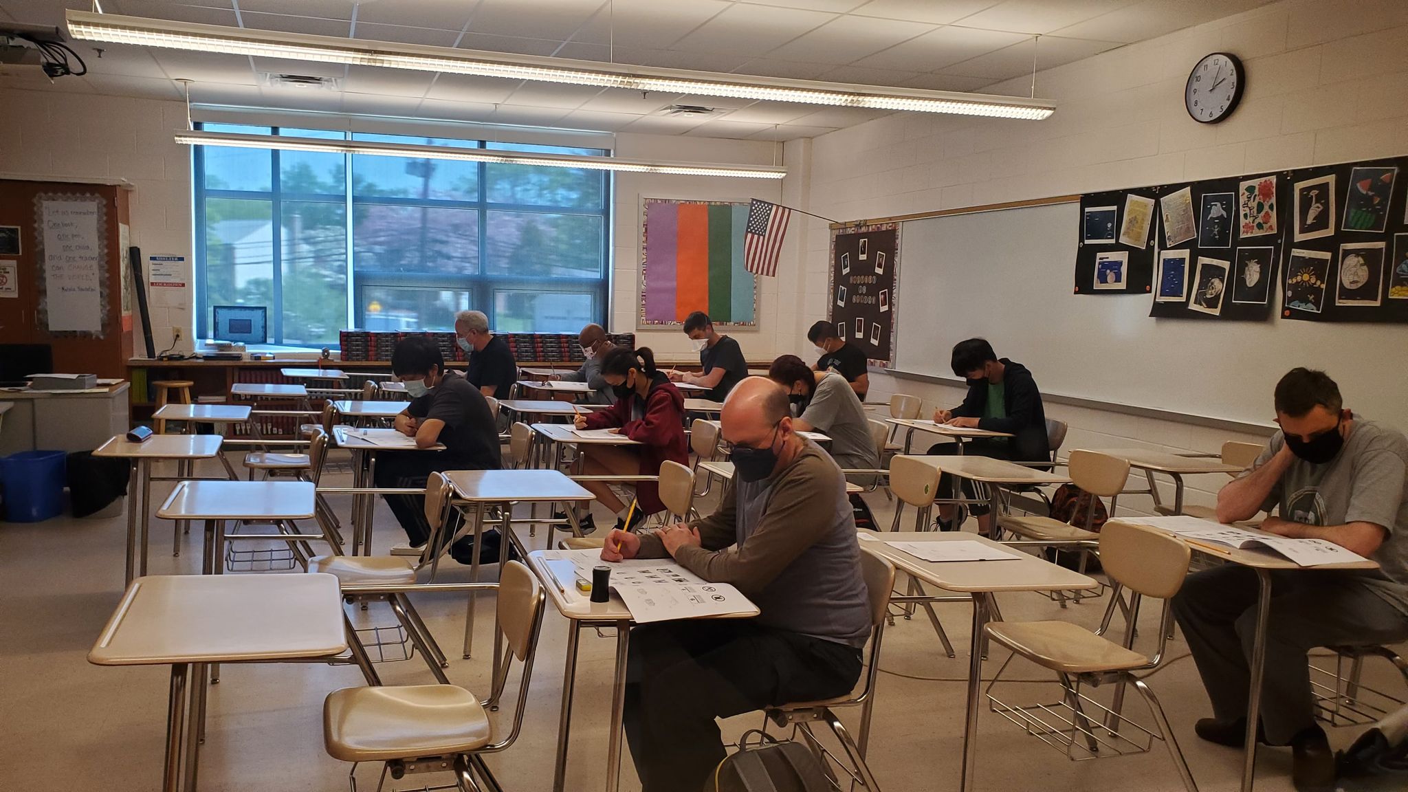 臺灣學校華語文中心學員進行華測