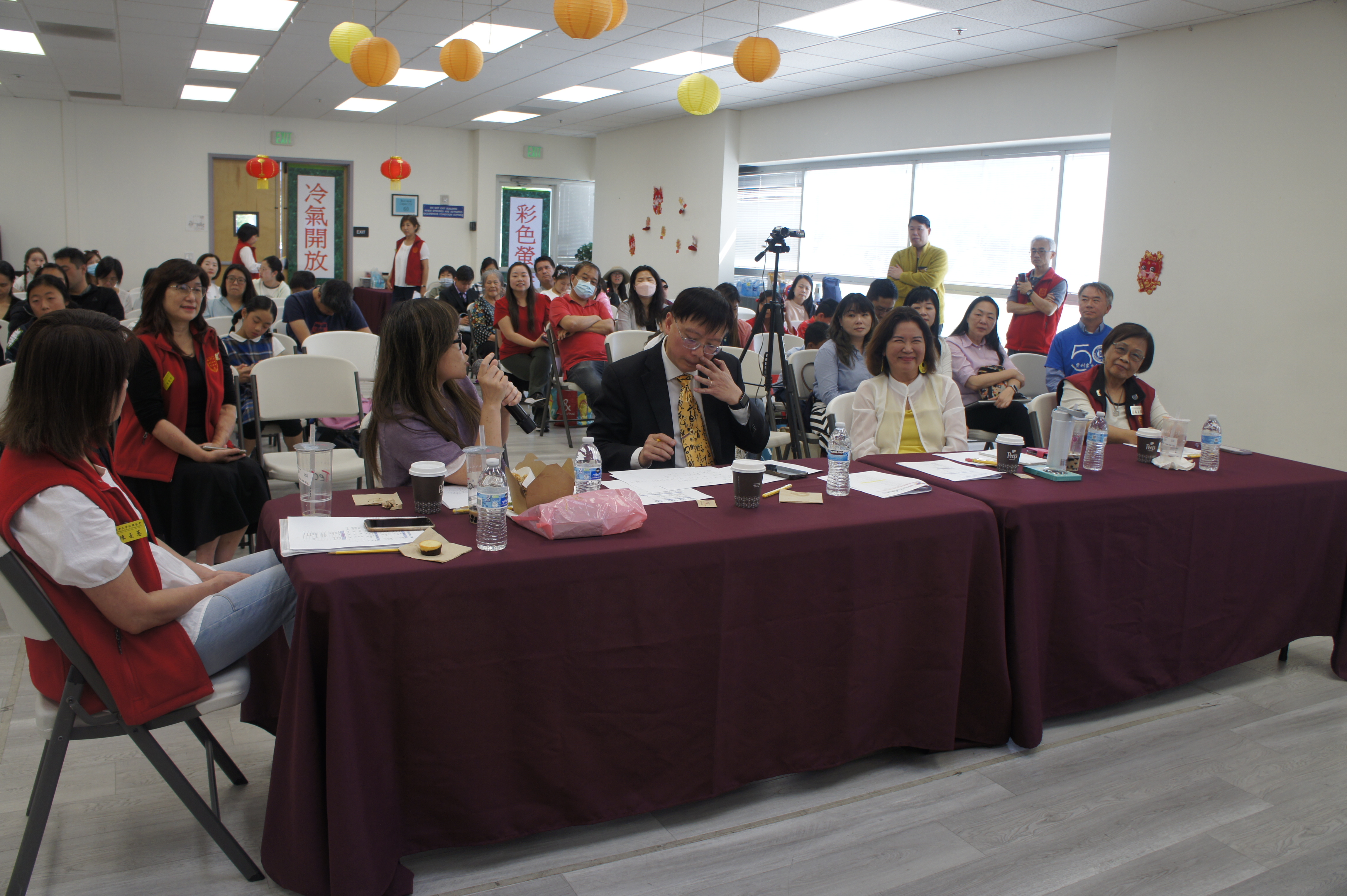 「多媒體簡報比賽」 評審講評